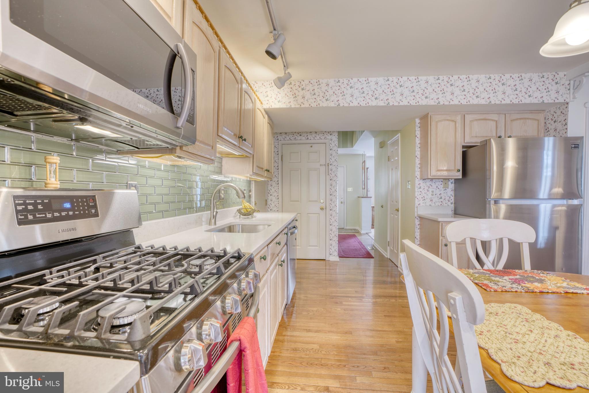 BROOKHURST - Residential