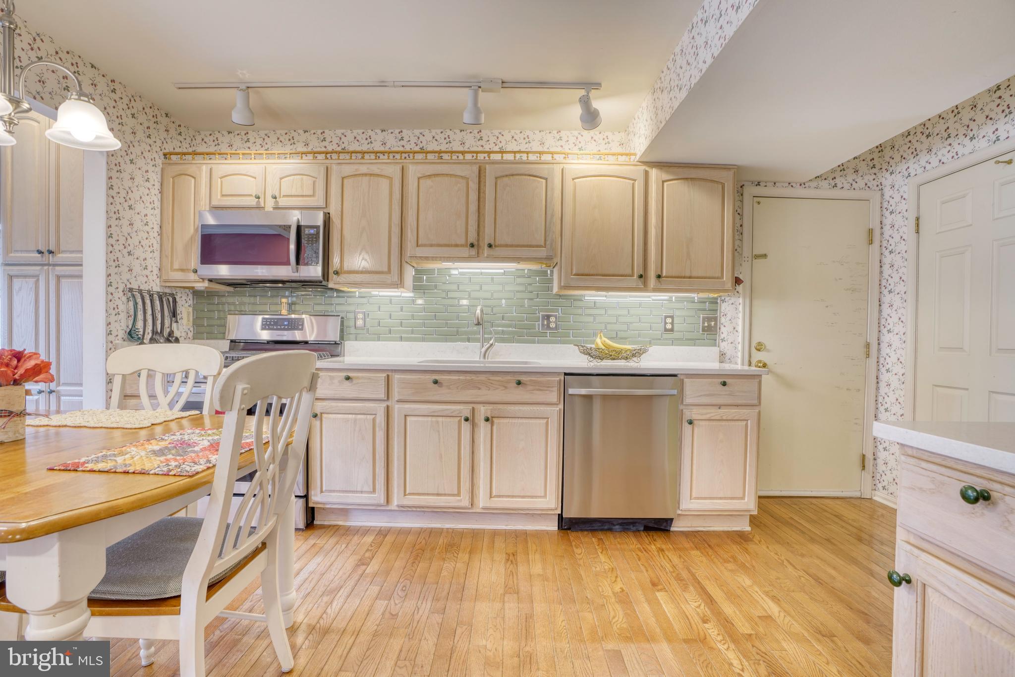 BROOKHURST - Residential