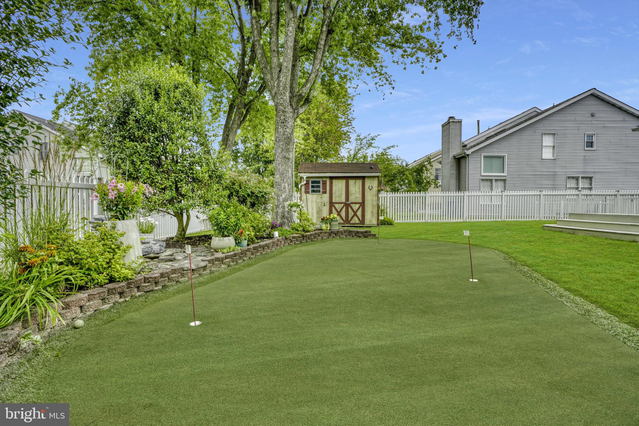 BROOKHURST - Residential