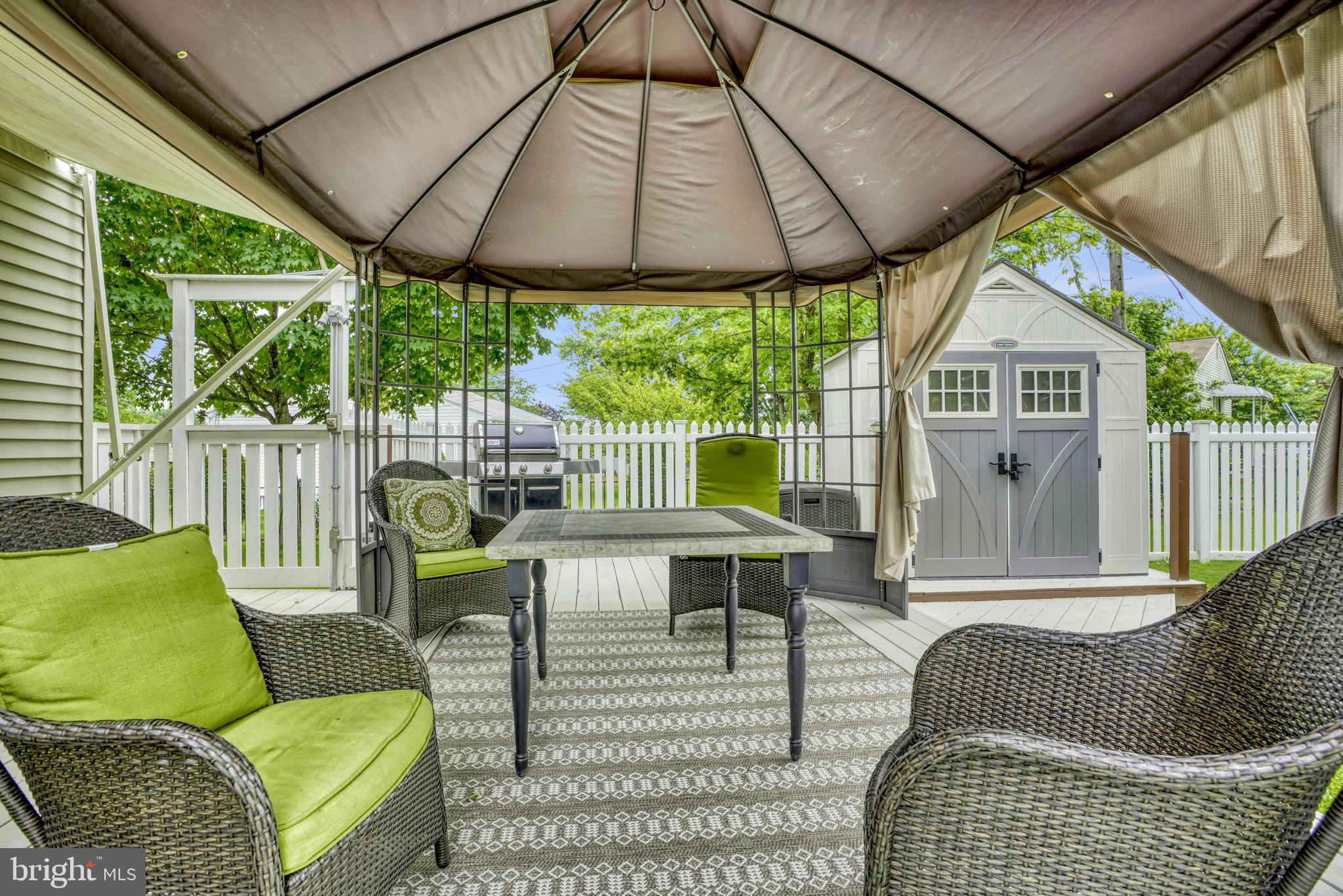 BROOKHURST - Residential