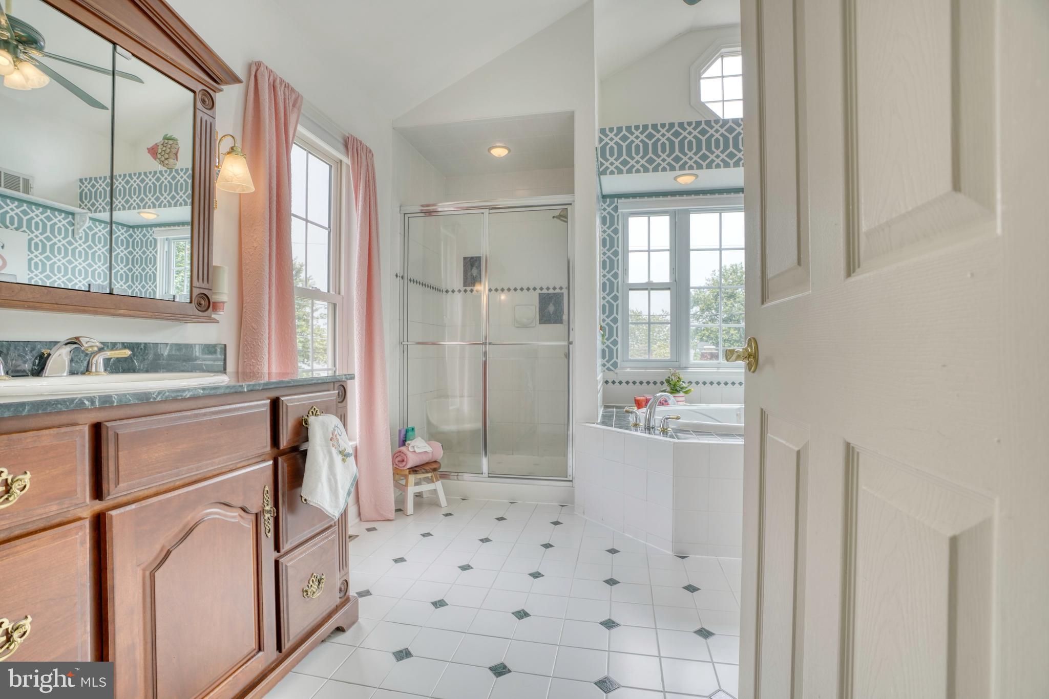 BROOKHURST - Residential