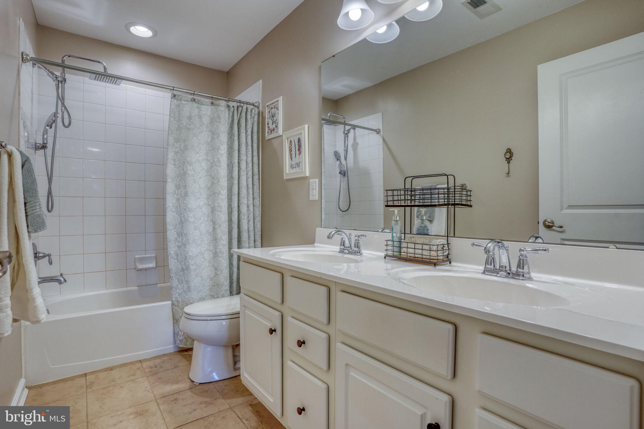 ENCLAVE AT ODESSA - Residential