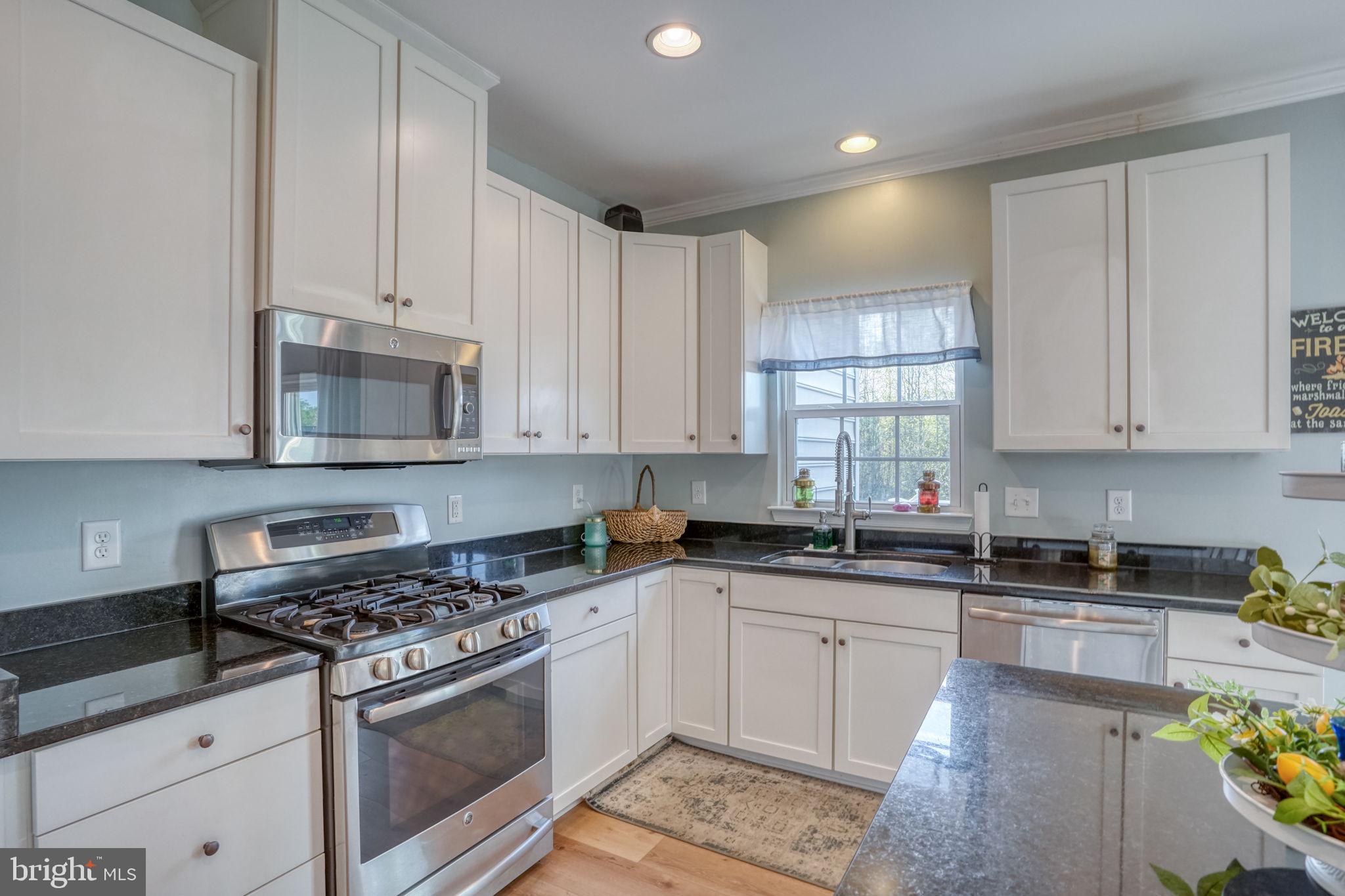 ENCLAVE AT ODESSA - Residential