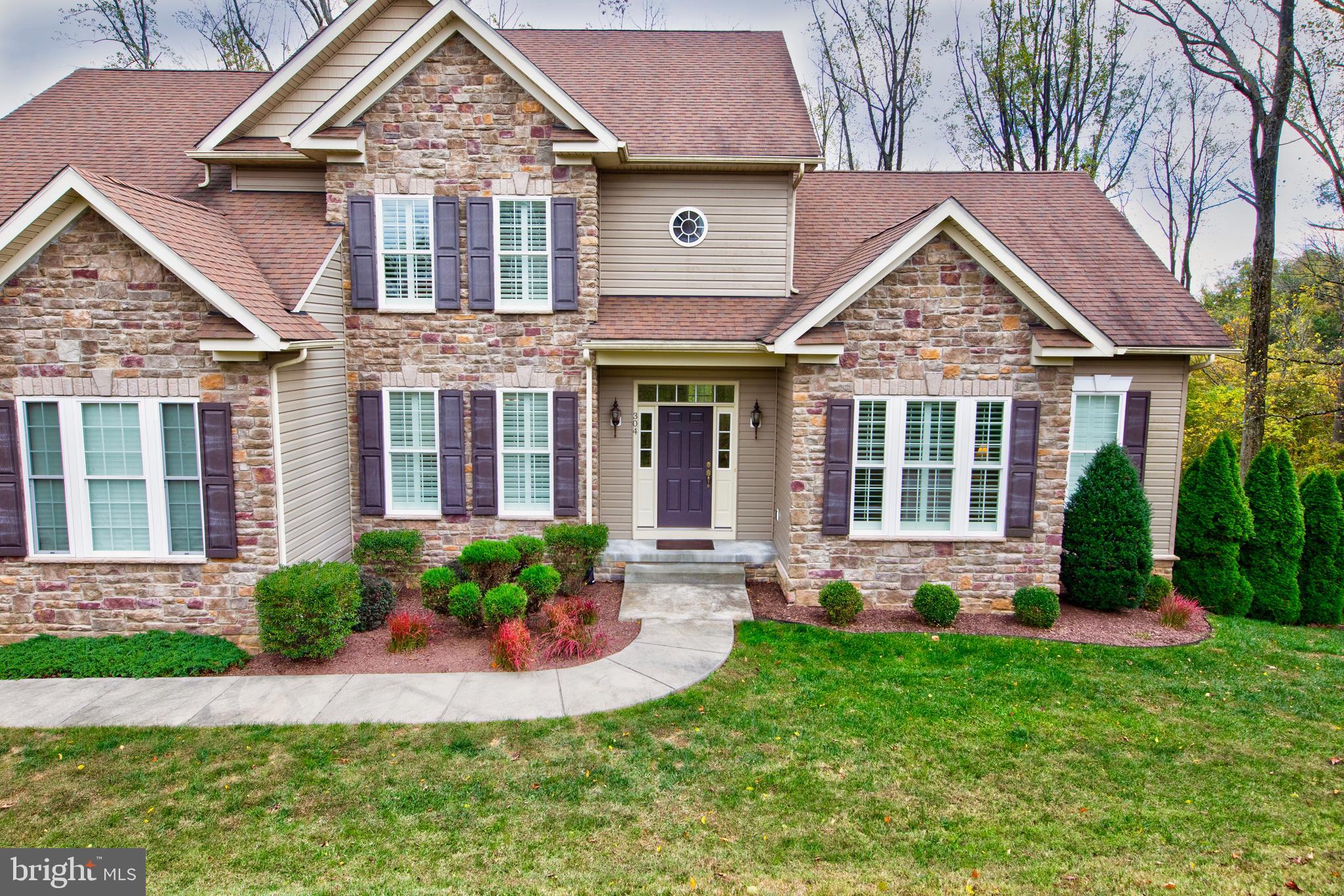 VINE HILL ESTATES - Residential