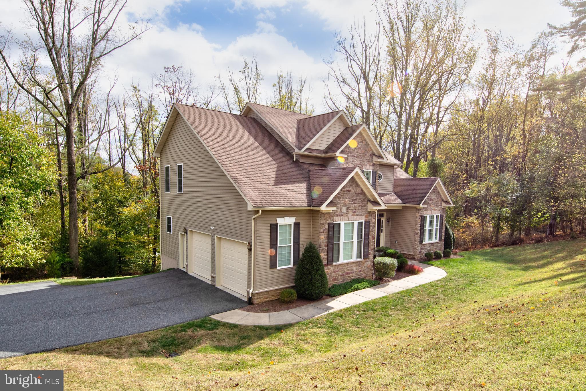 VINE HILL ESTATES - Residential