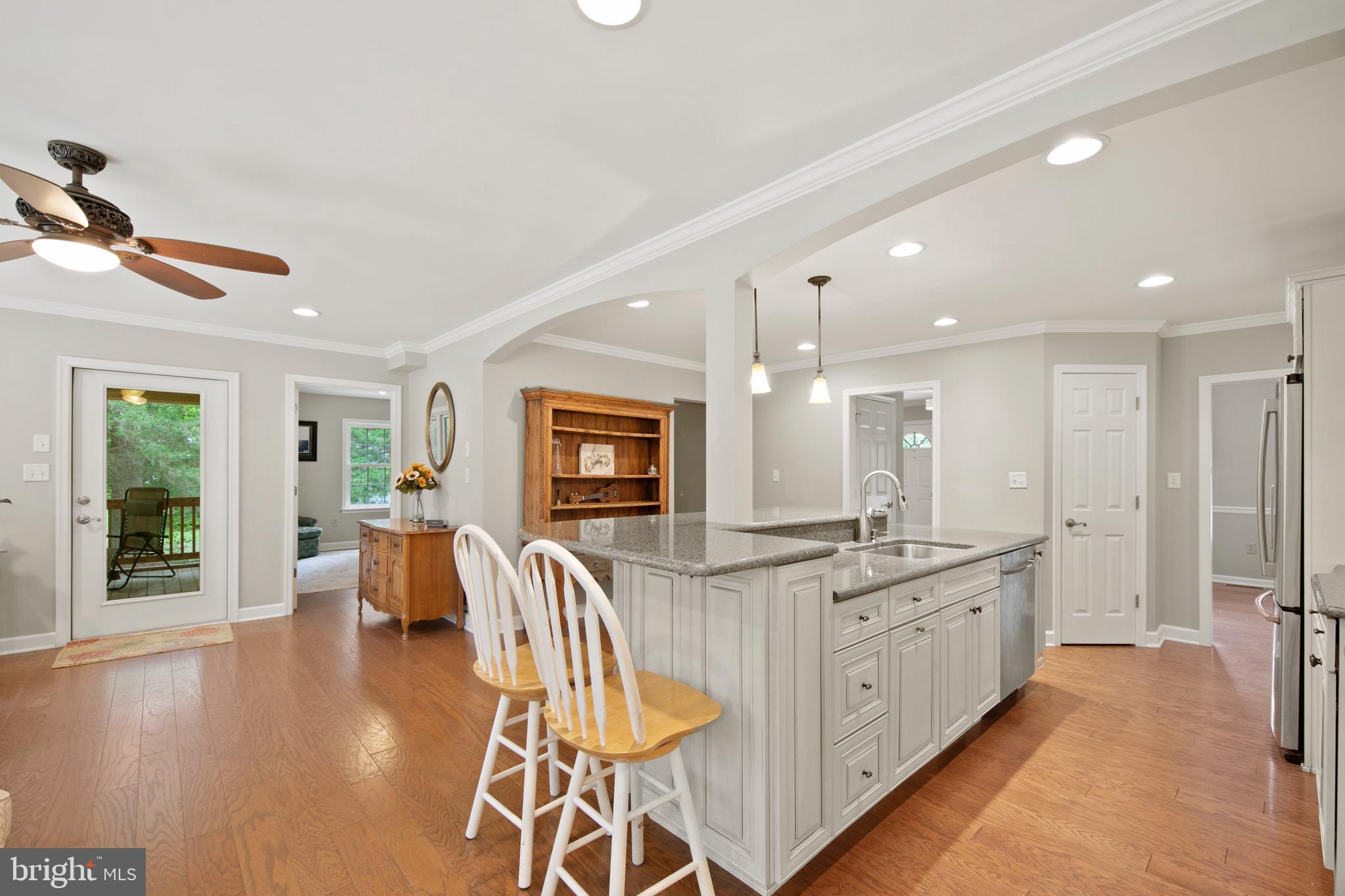 GOLF CLUB SHORES III - Residential