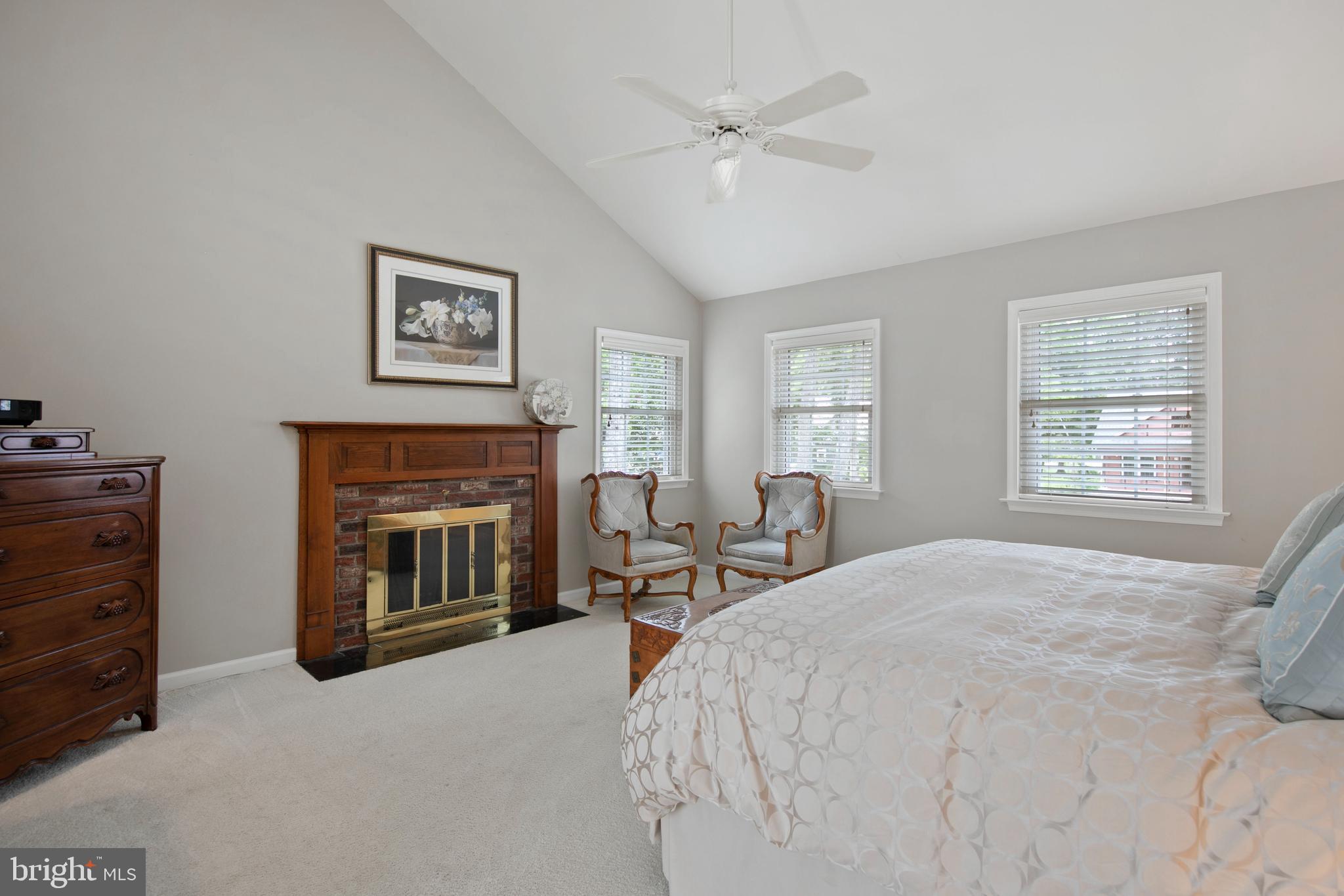 GOLF CLUB SHORES III - Residential