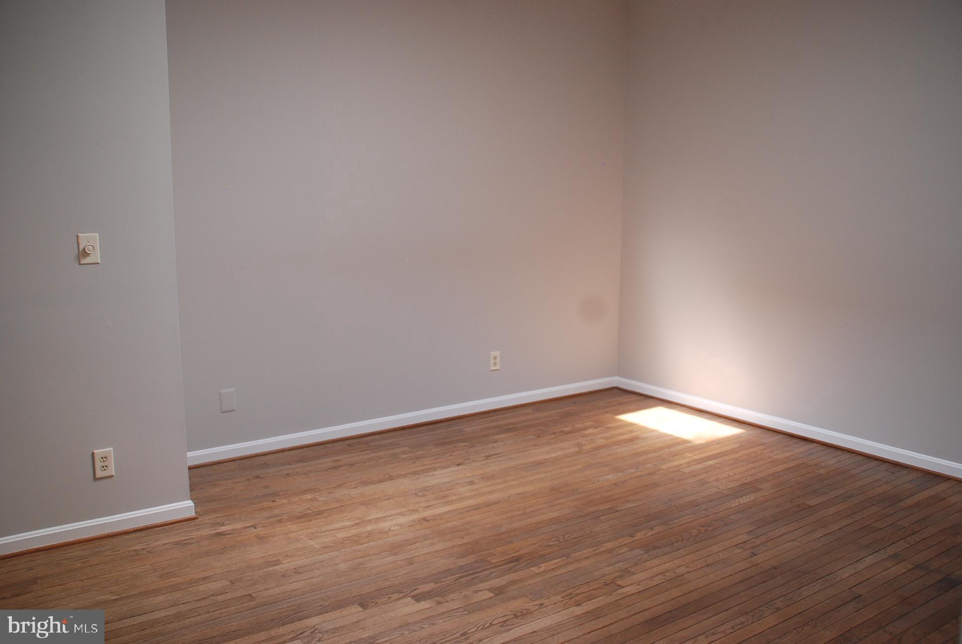 WASHINGTON SQUARE - Residential Lease