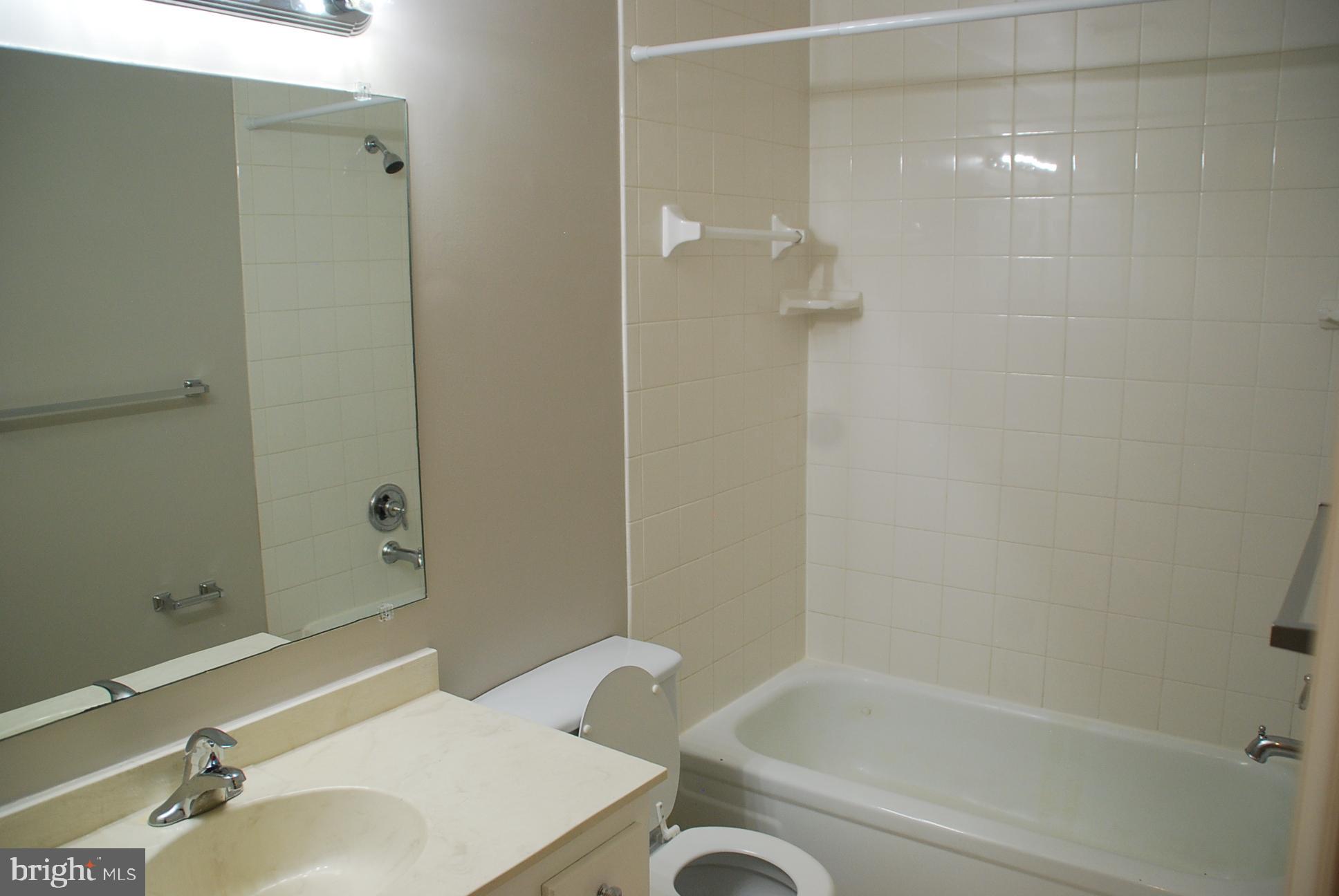 WASHINGTON SQUARE - Residential Lease