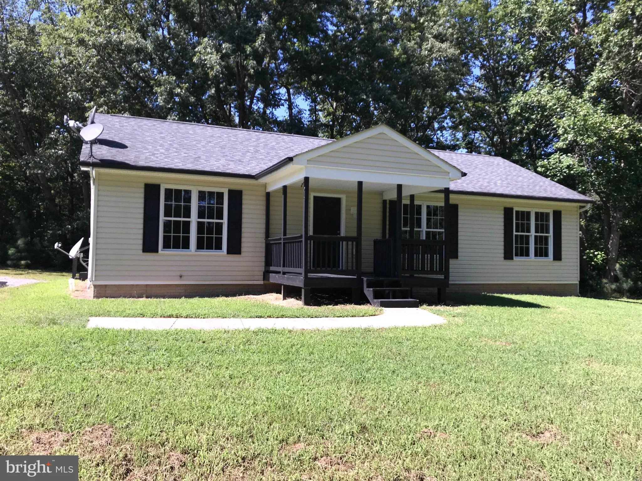 851 Lowe Drive, Hague, VA 22469