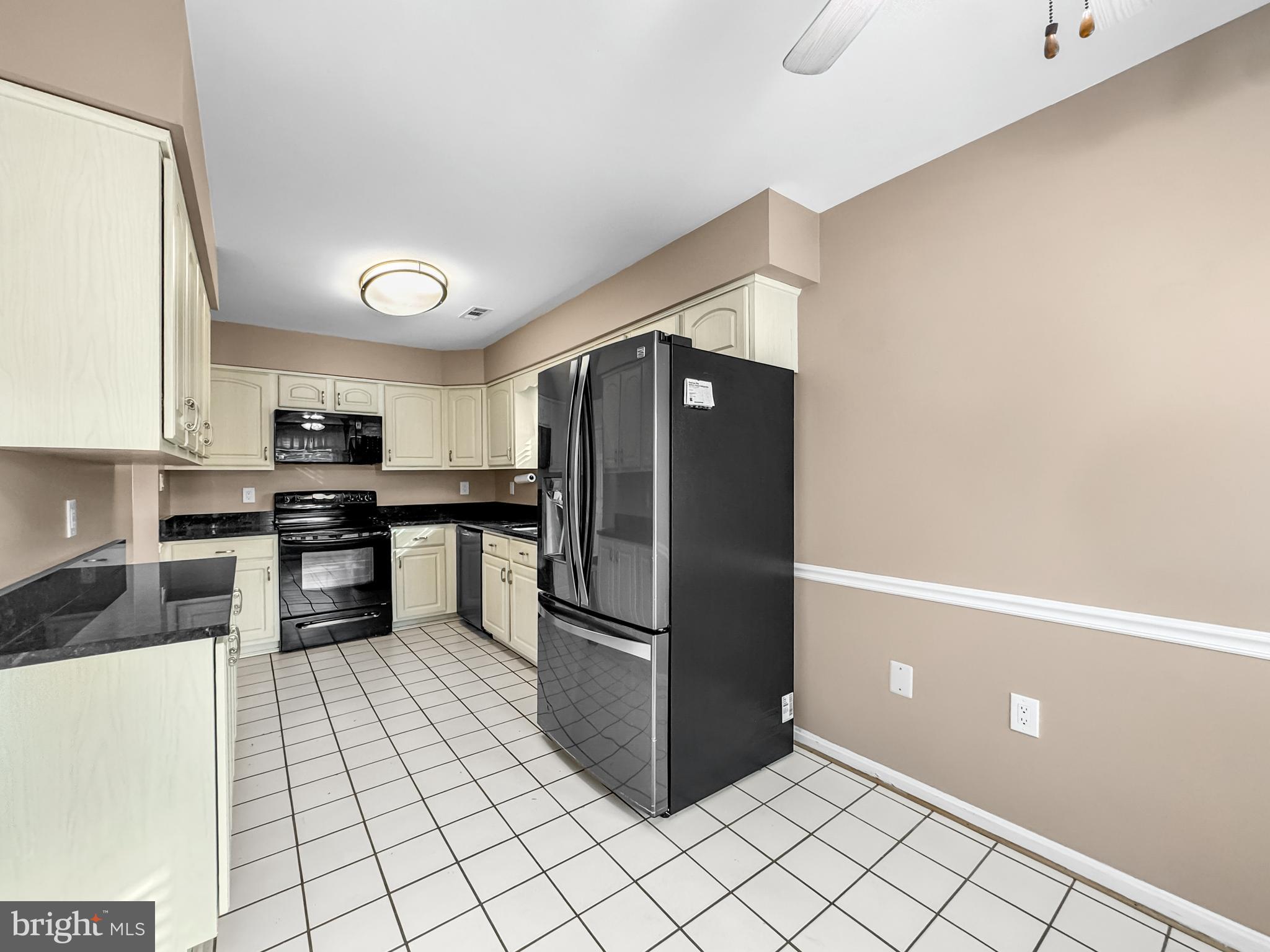 HERITAGE HARBOUR - Residential