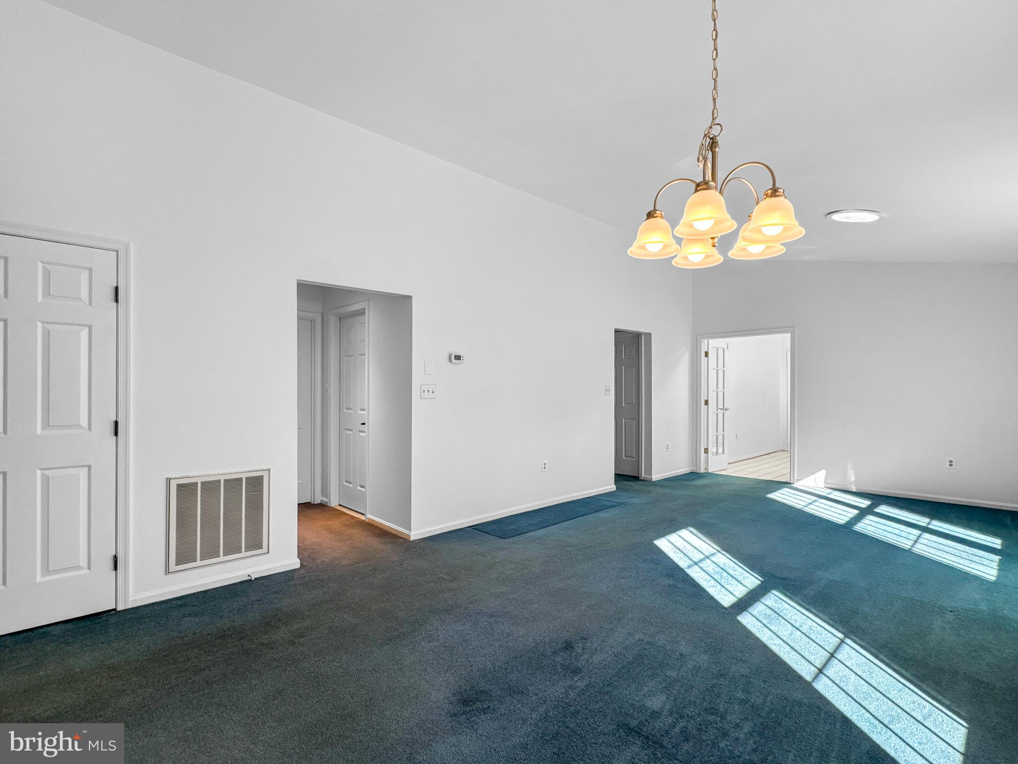 HERITAGE HARBOUR - Residential