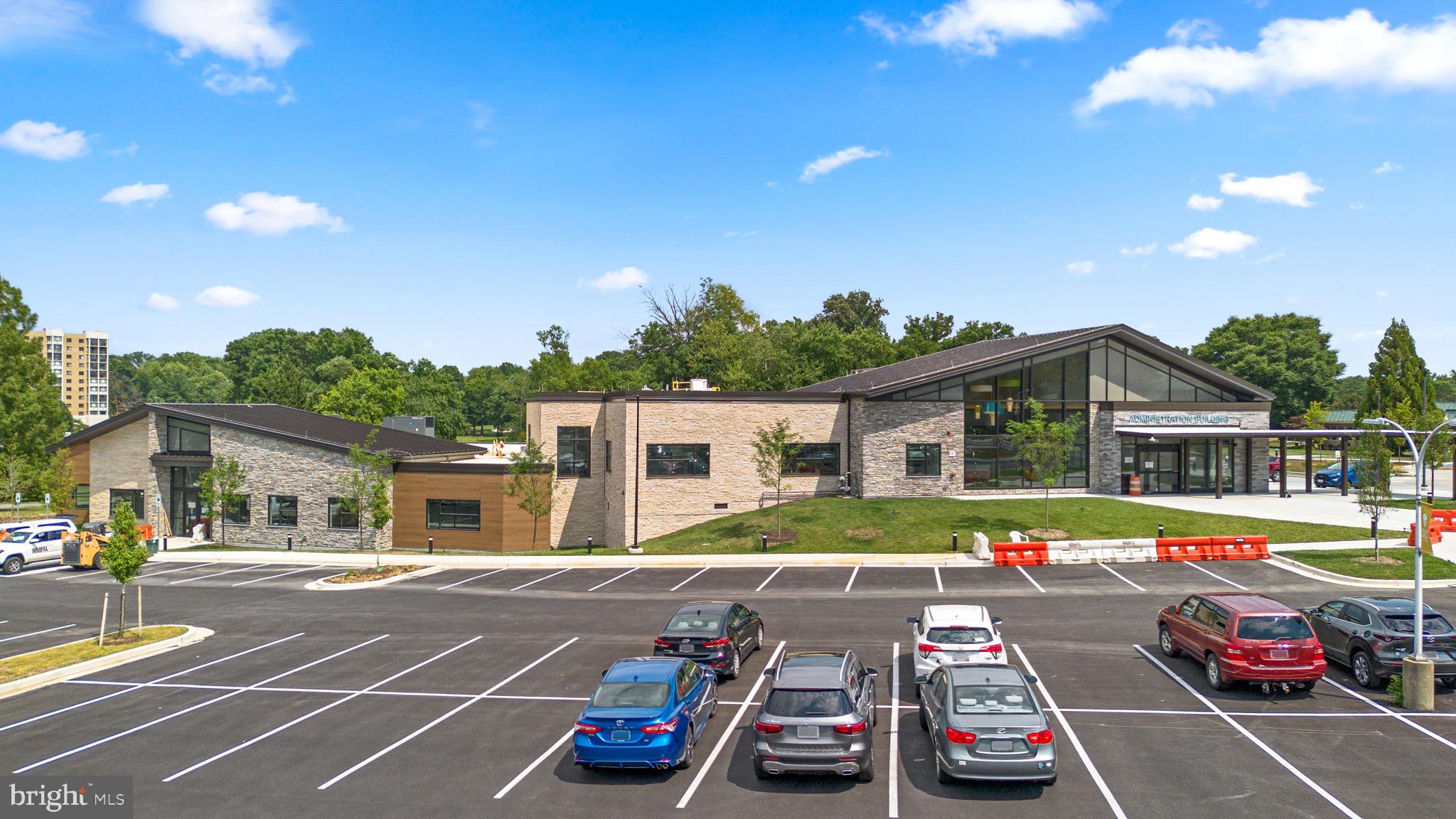 LEISURE WORLD - Residential