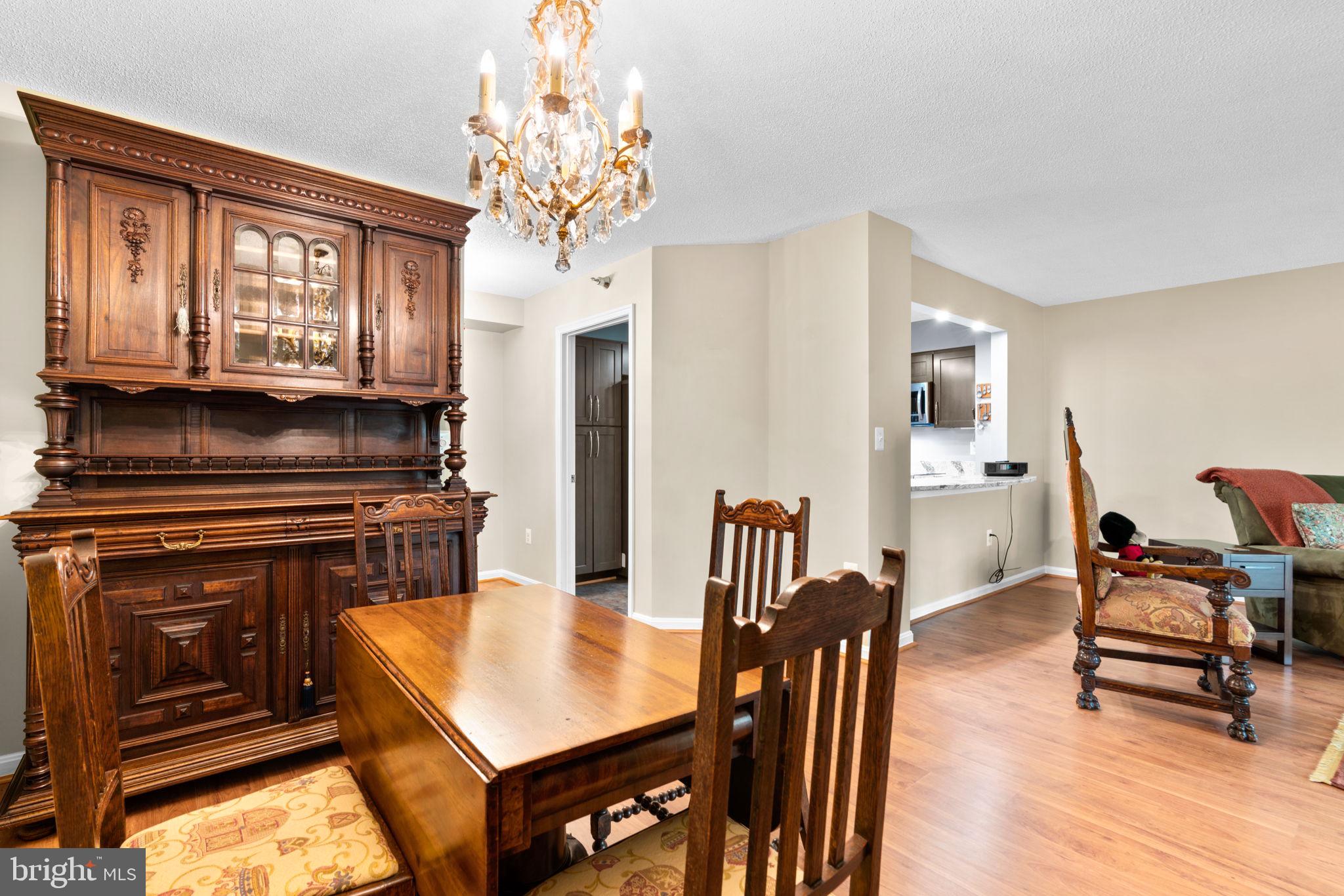 LEISURE WORLD - Residential