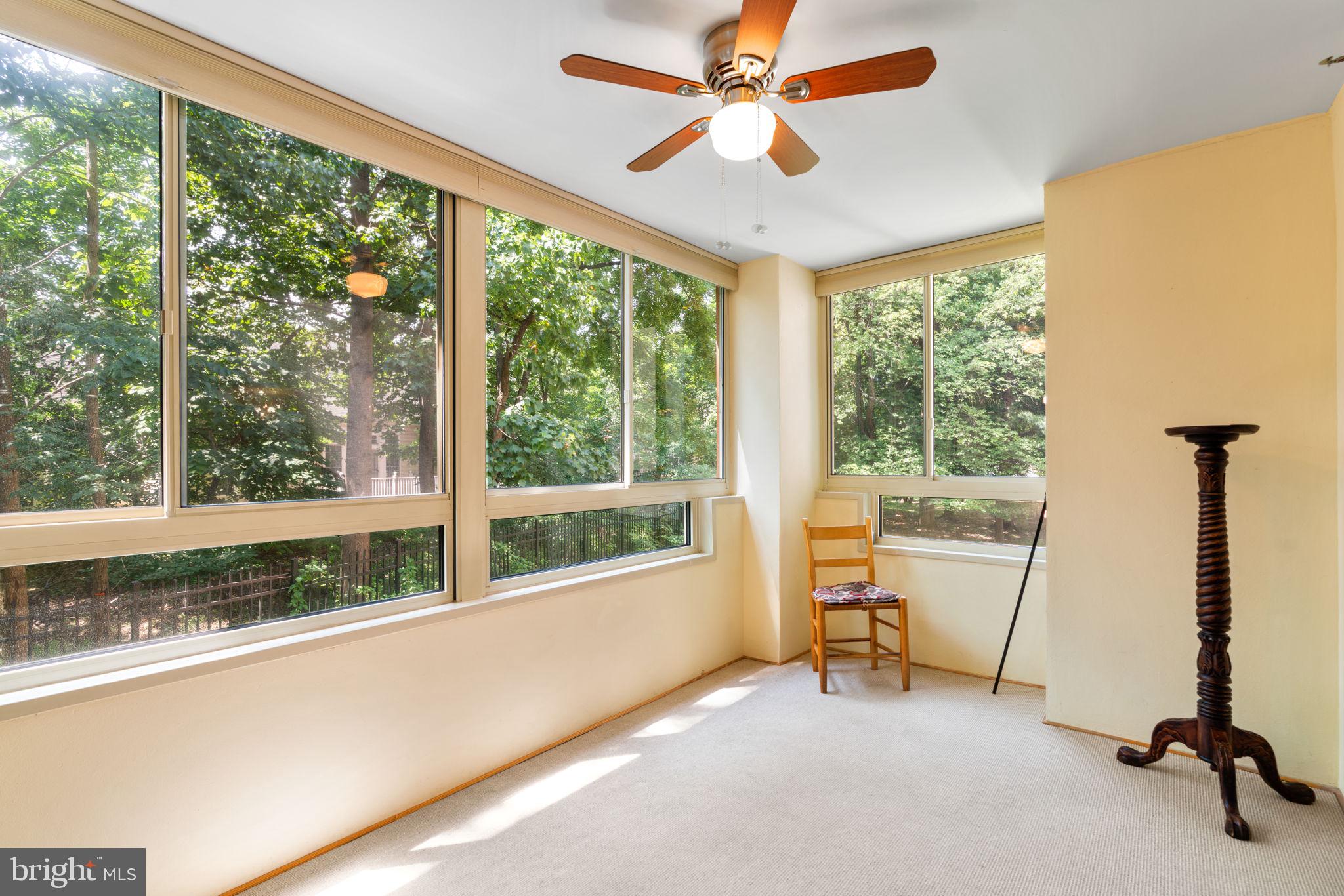 LEISURE WORLD - Residential