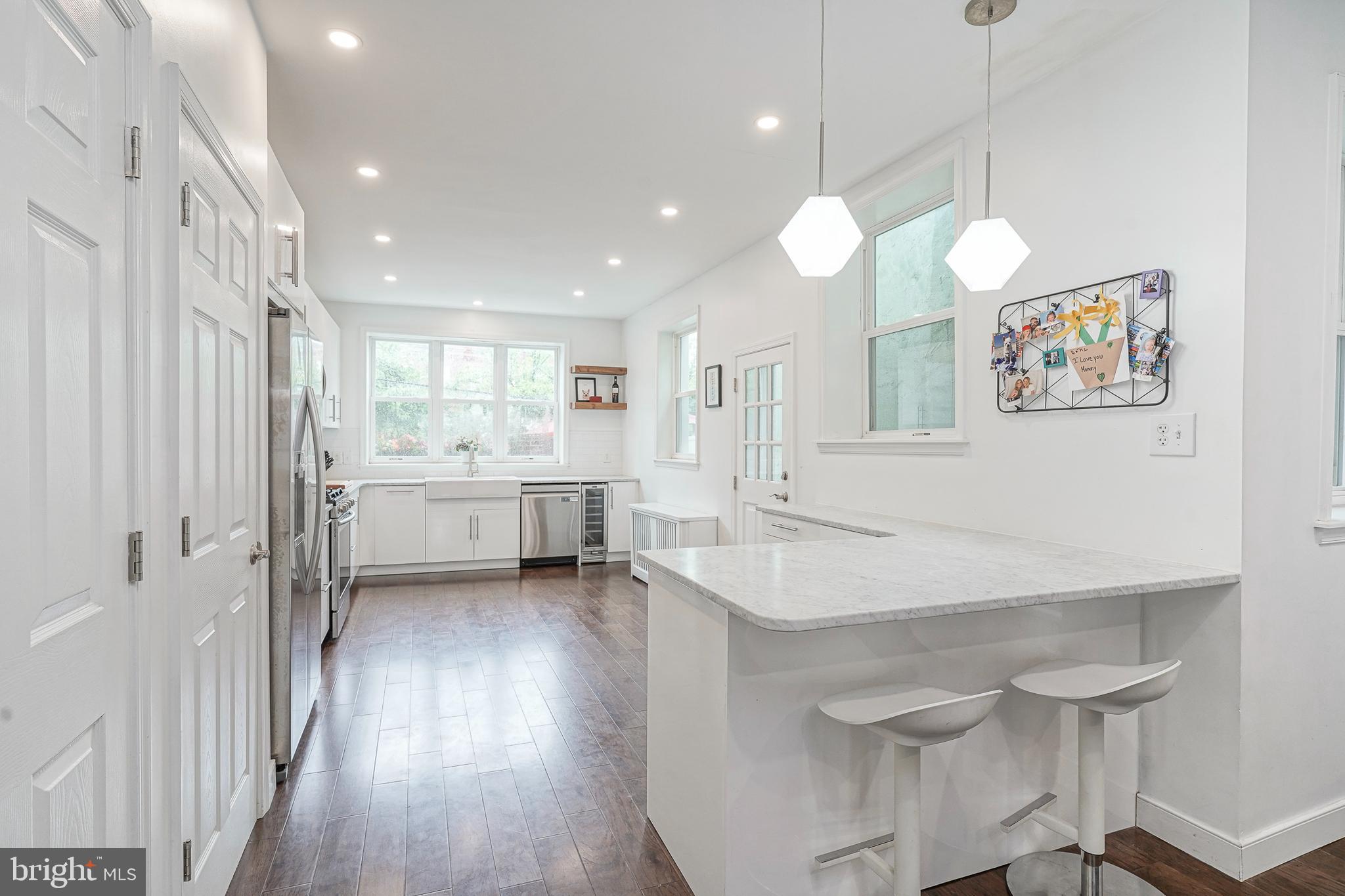 GIRARD ESTATES - Residential Lease