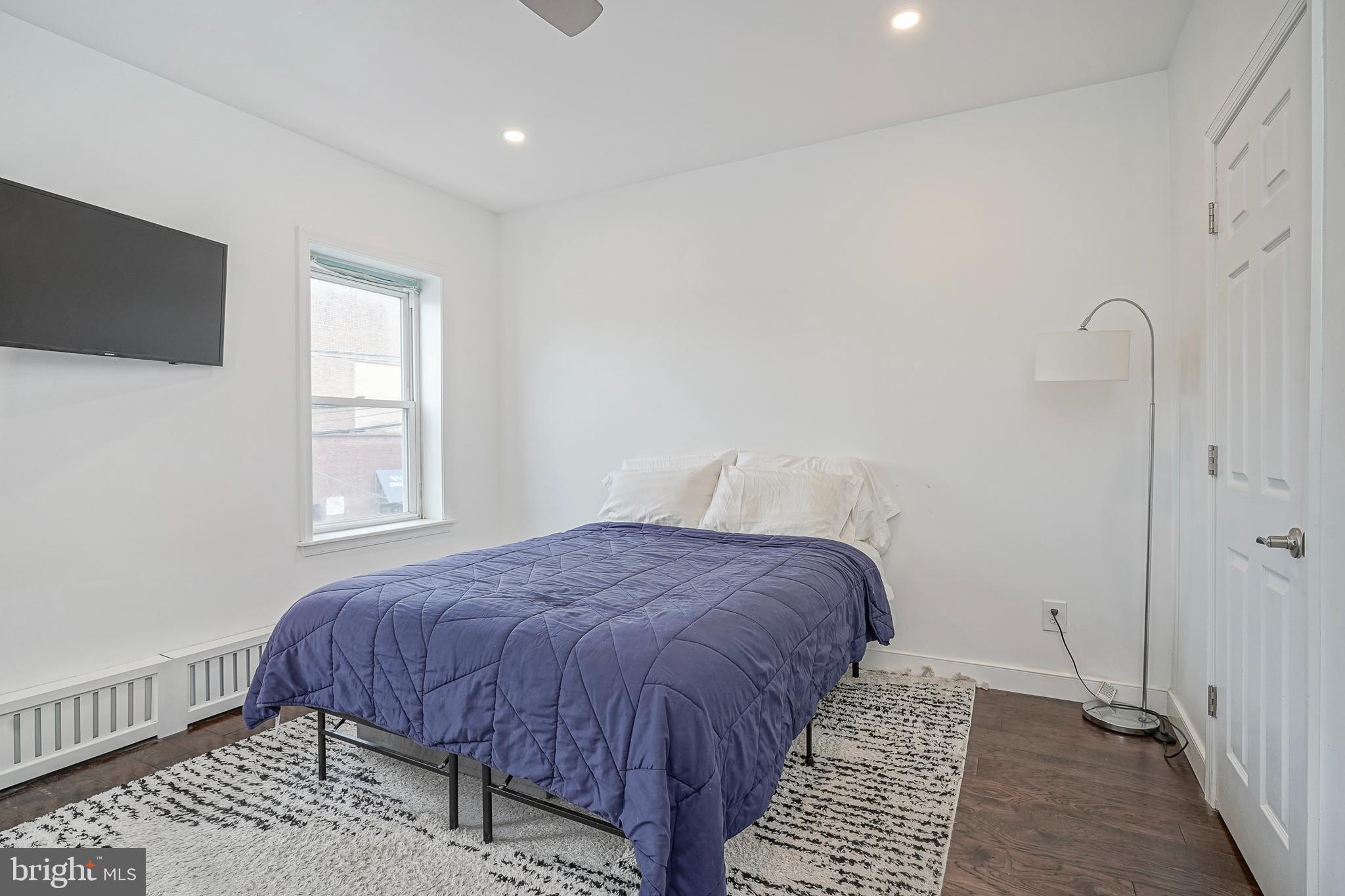 GIRARD ESTATES - Residential Lease