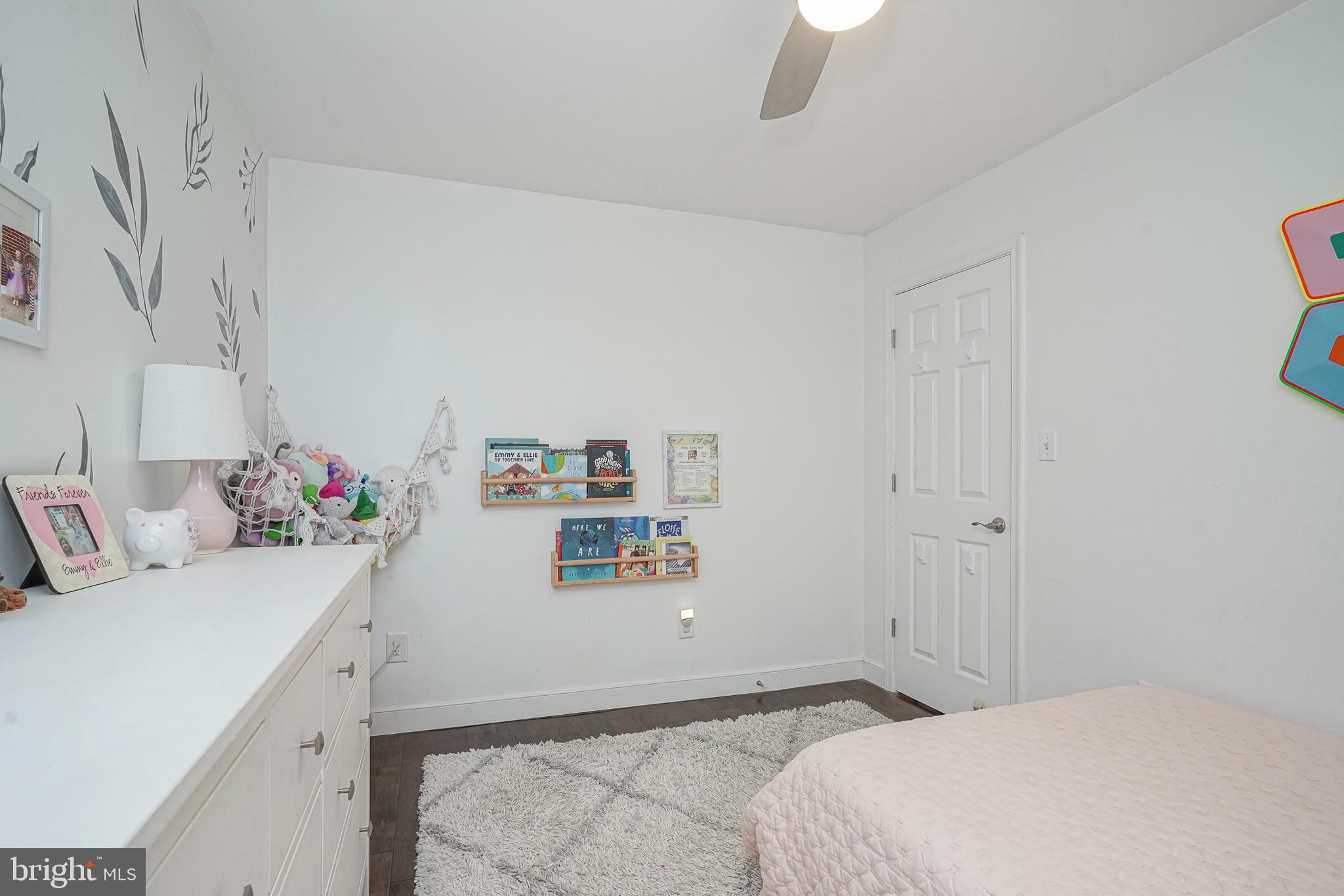 GIRARD ESTATES - Residential Lease