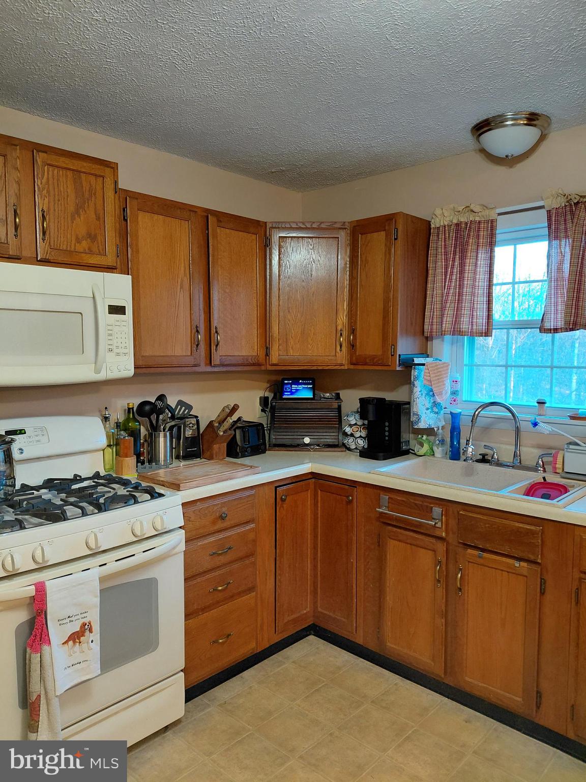 MEADOW RIDGE - Residential