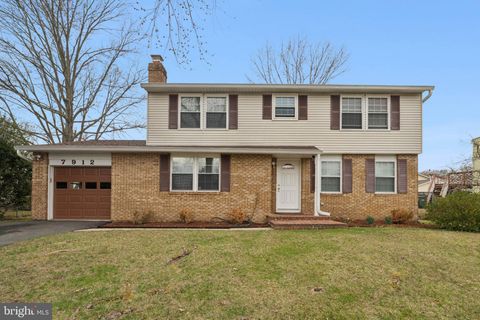 Photo of 7912 Fitzroy Street, ALEXANDRIA, VA 22309 (MLS # VAFX2294050)