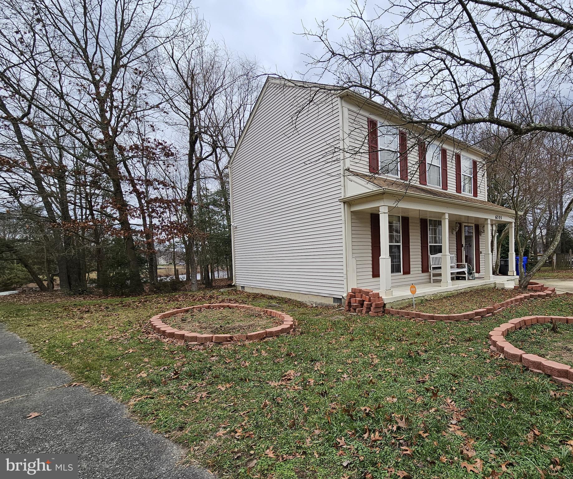 ST CHARLES HAMPSHIRE - Residential