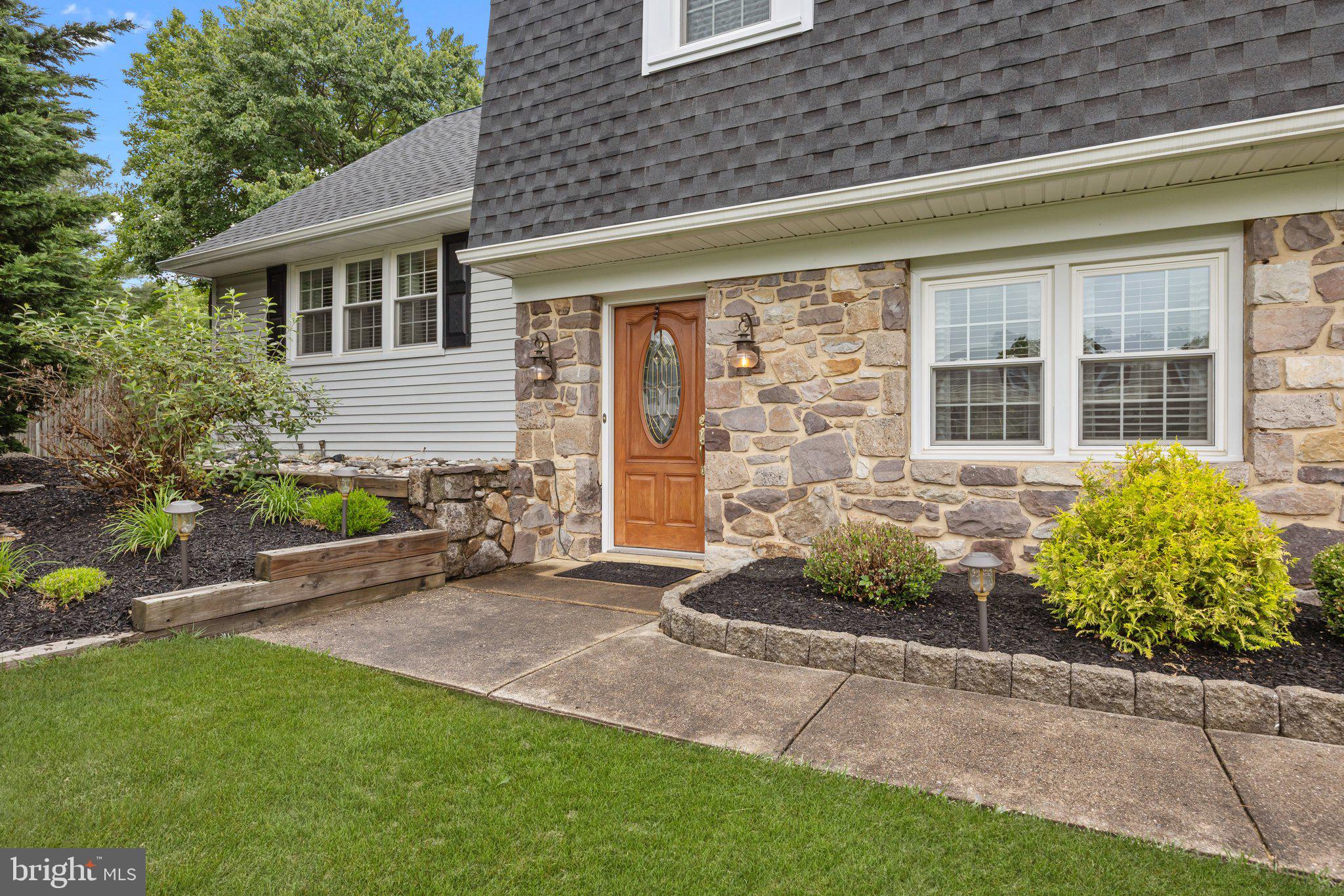 872 KILBY DRIVE