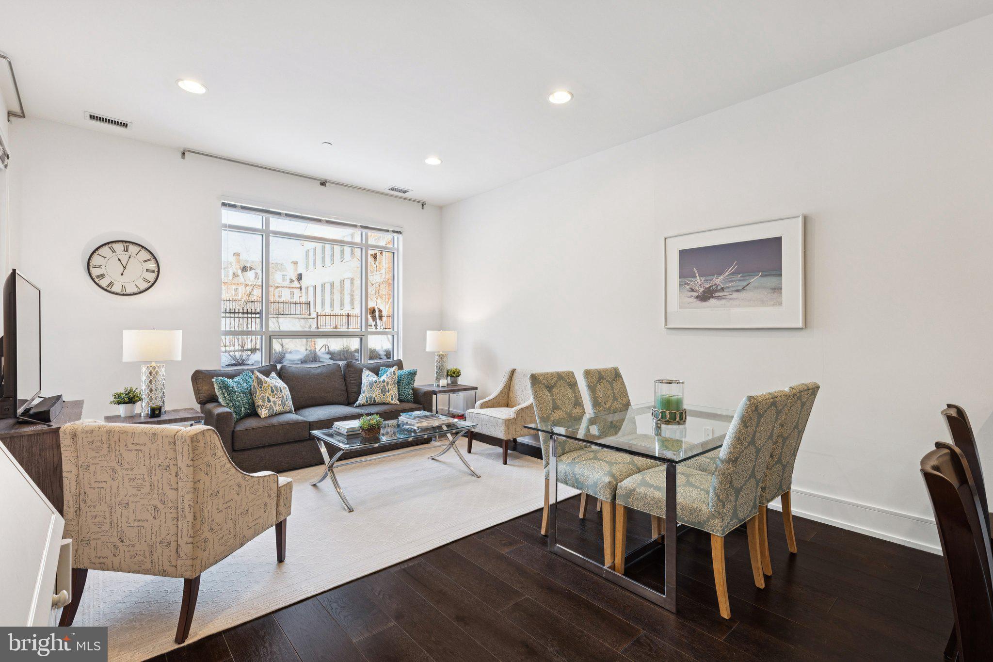 SOCIETY HILL - Residential