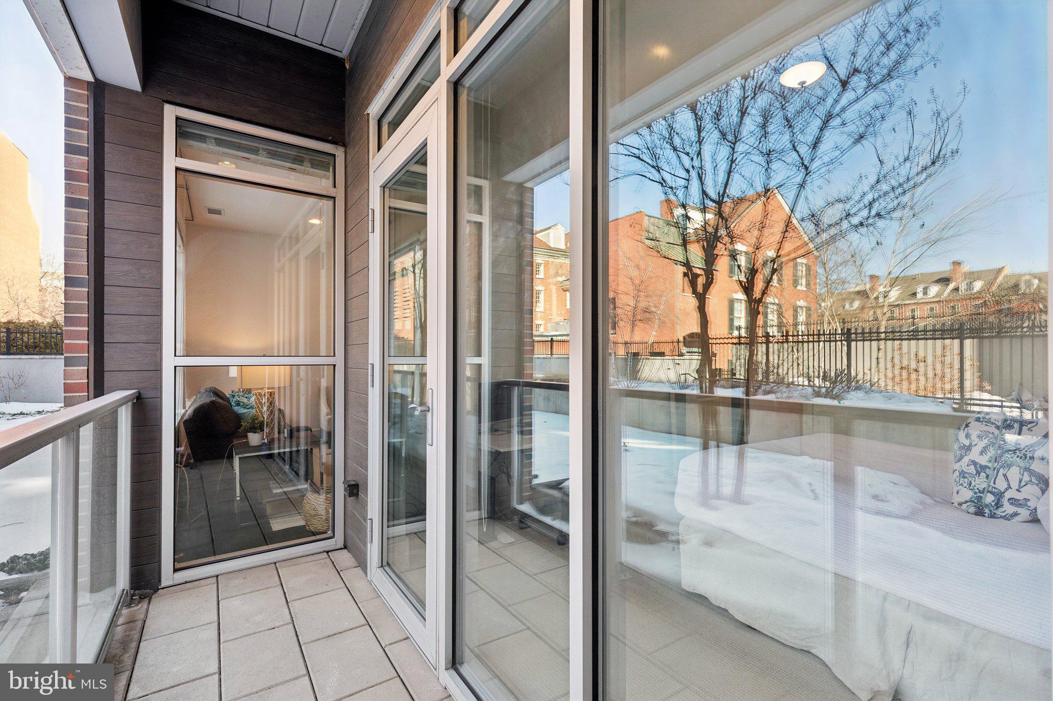 SOCIETY HILL - Residential