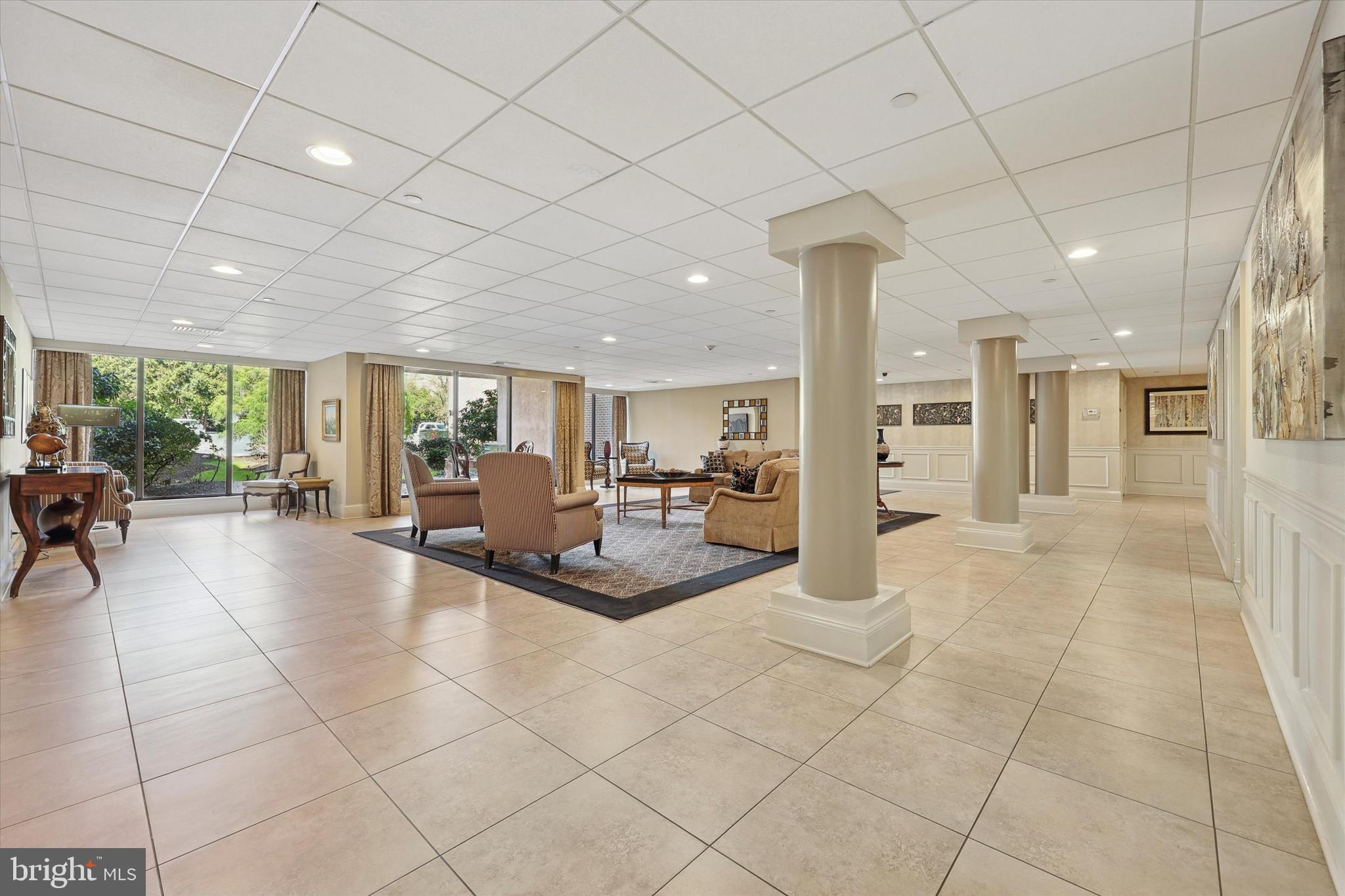 WYNNEWOOD - Residential