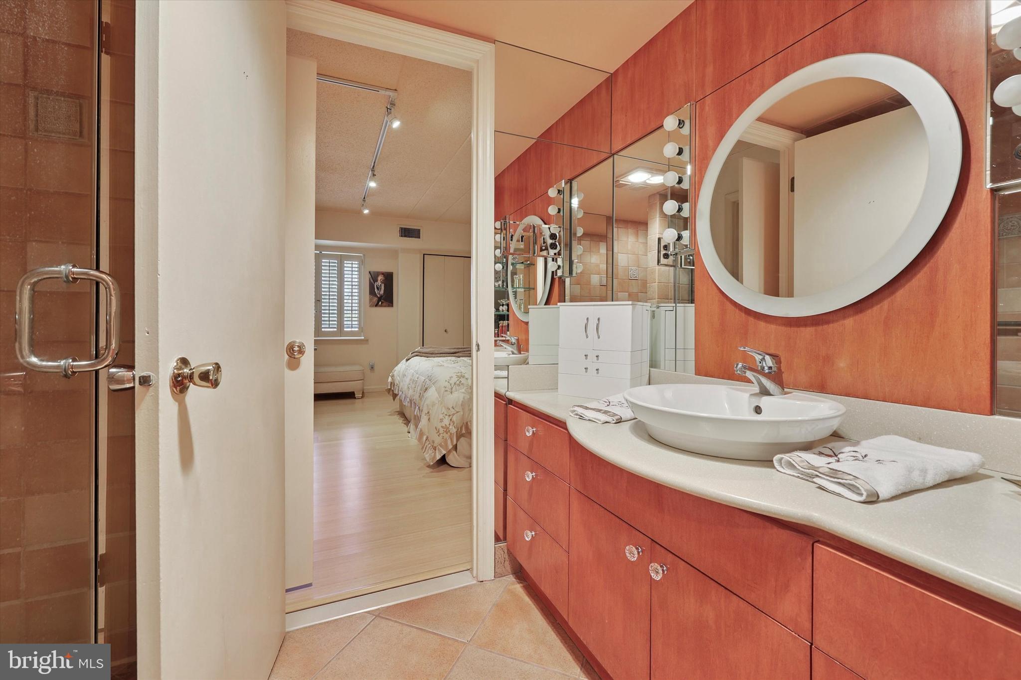 WYNNEWOOD - Residential