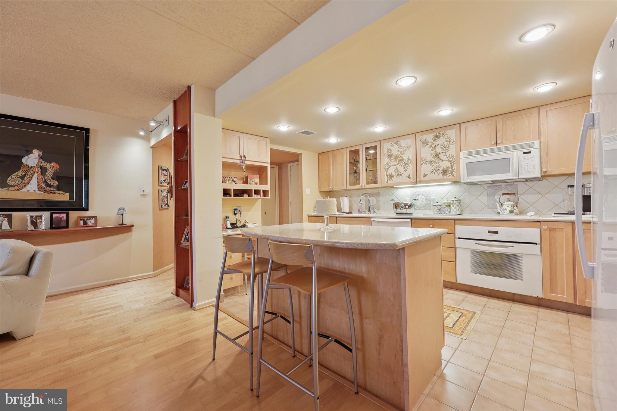 WYNNEWOOD - Residential