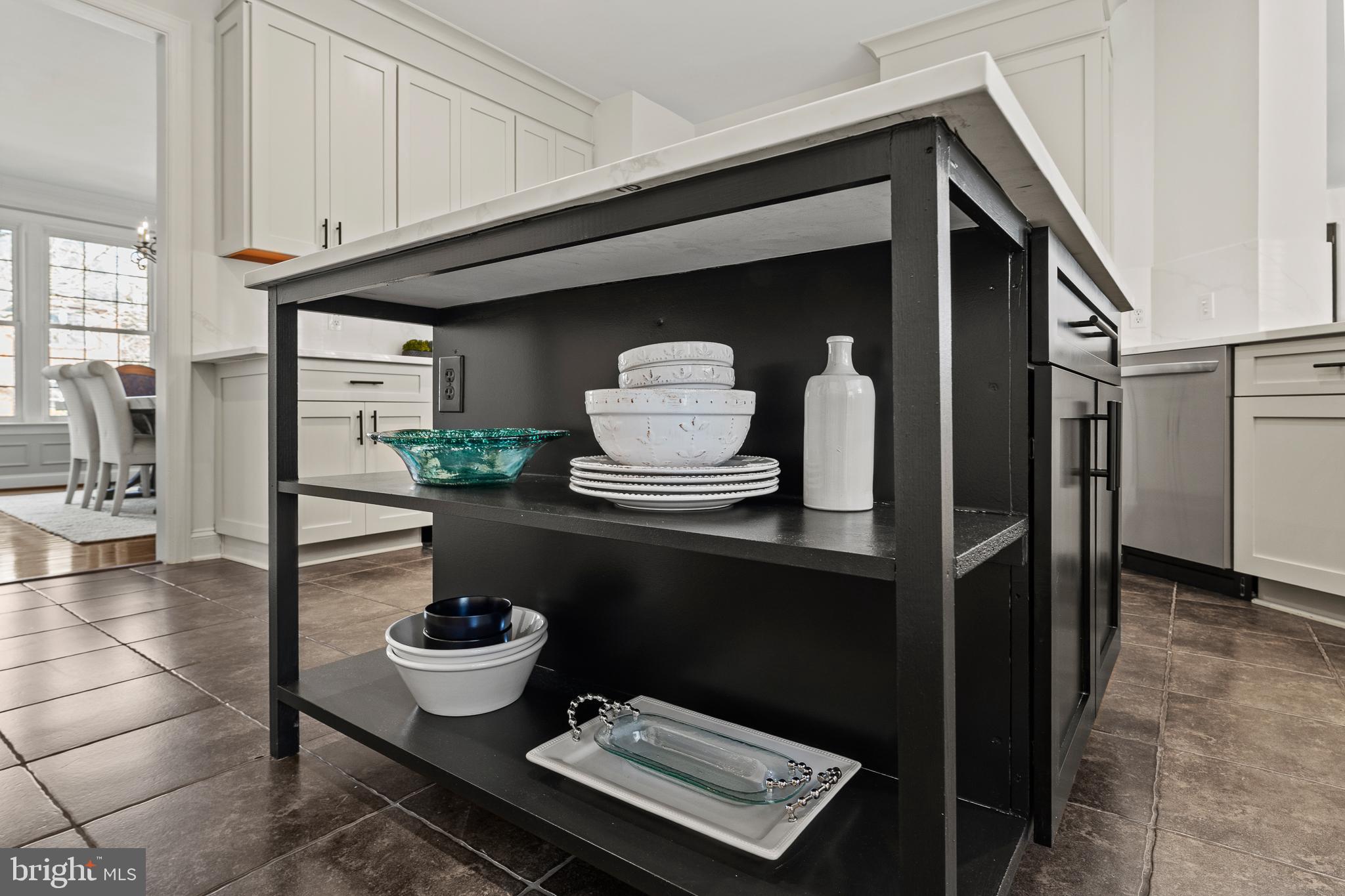 LANSDOWNE ON THE POTOMAC - Residential