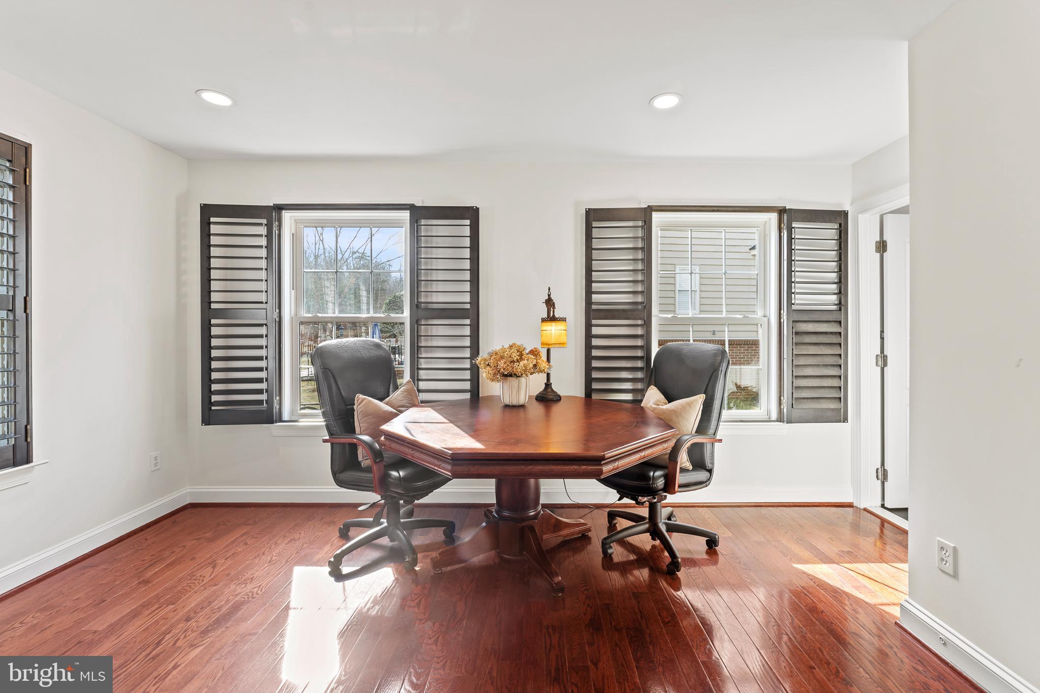 LANSDOWNE ON THE POTOMAC - Residential