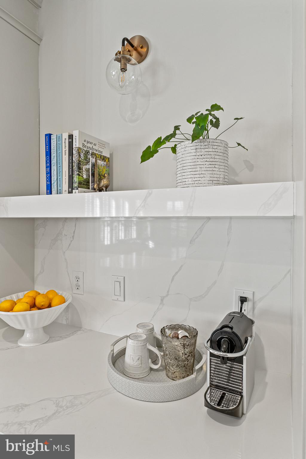 LANSDOWNE ON THE POTOMAC - Residential