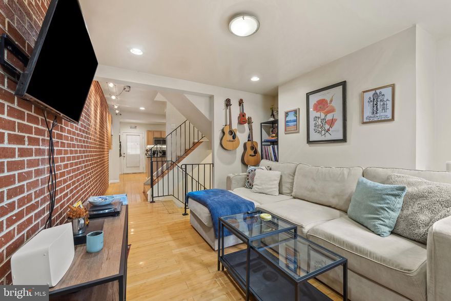 Discover the charm of this beautifully maintained 3-bedroom, 2.5-bathroom townhouse in the heart of Upper Fells Point. This traditional brick home boasts a fully finished basement with natural light, perfect for a cozy retreat, 3rd bedroom or entertainment space. Enjoy the convenience of in-unit laundry and the comfort of excellent property condition throughout. This inviting residence is nestled in a vibrant neighborhood known for its rich history and community spirit. Explore nearby parks, local cafes, and boutique shops, all within walking distance. The area offers easy access to public transportation, making city commuting a breeze. Embrace the comfort and convenience of Upper Fells Point!
Short lease considered
650 Min credit score
3x monthly income to rent
pets are case by case
$50 application fee