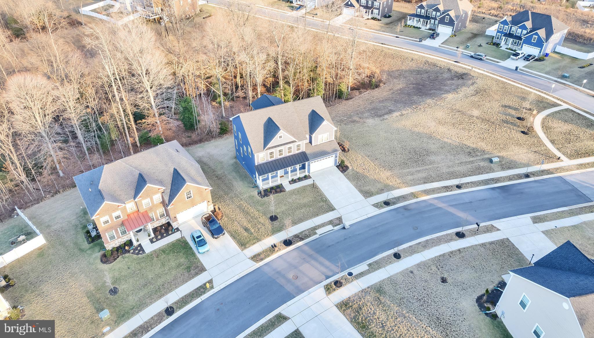 2426 TREE VISTA COURT