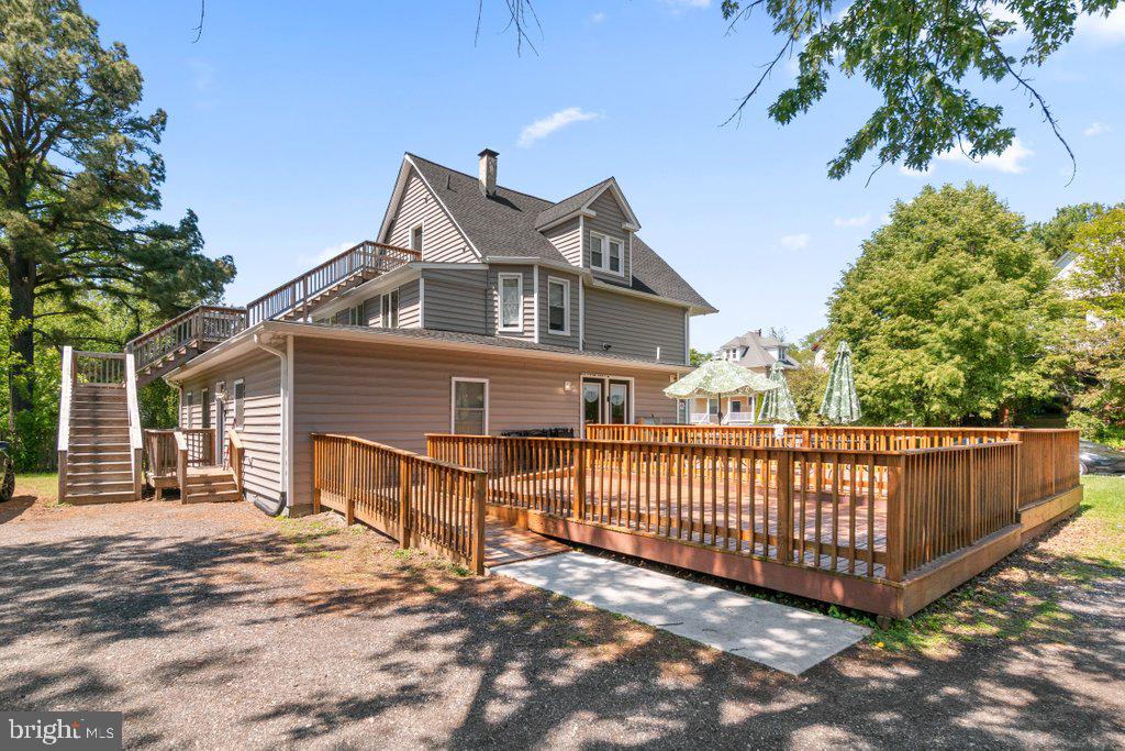 3211 BATAVIA AVENUE