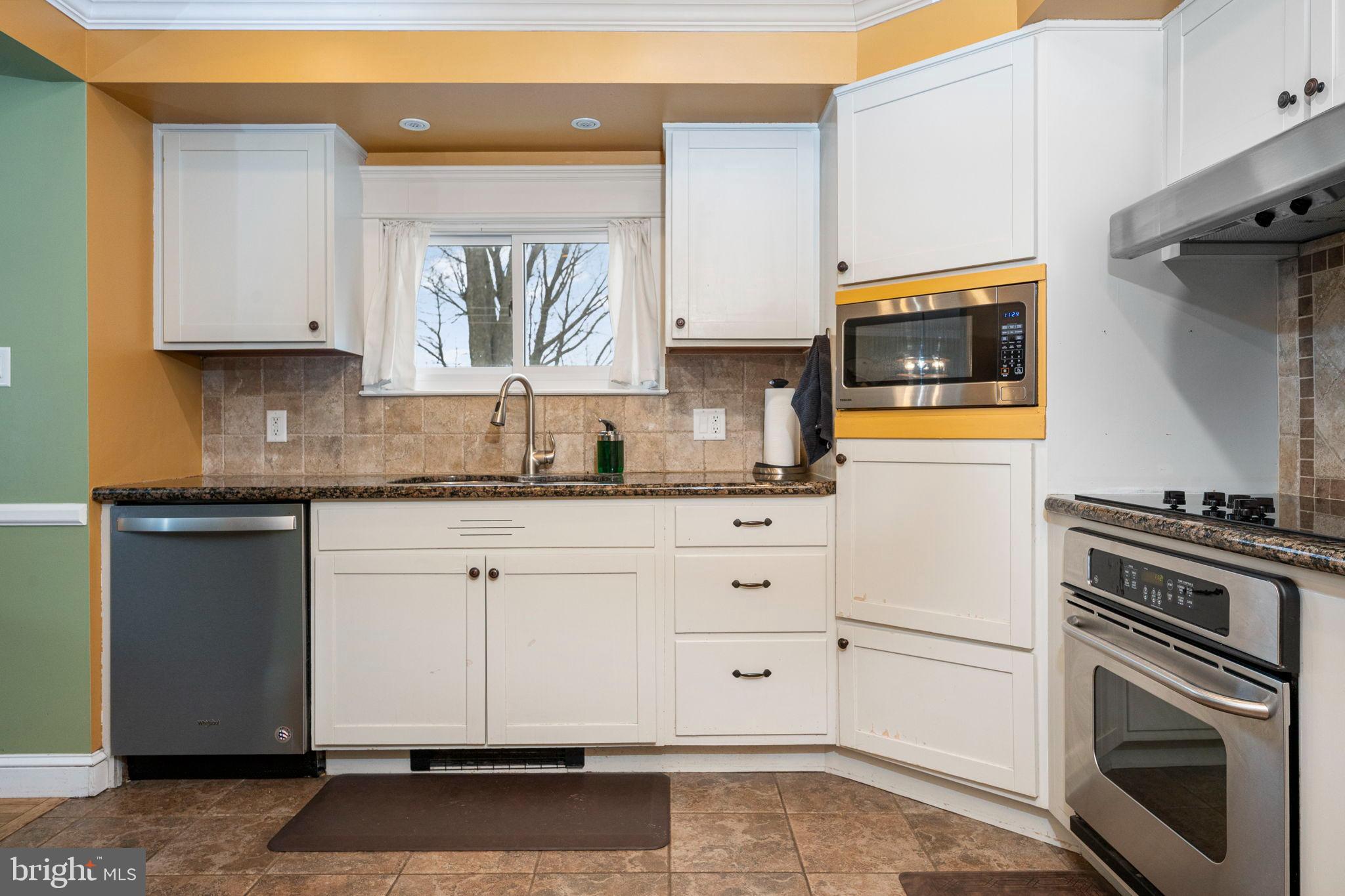 RIVERVIEW PARK - Residential