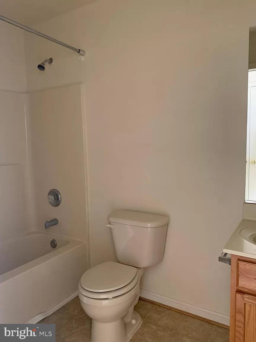 MILLS FARM - Residential Lease