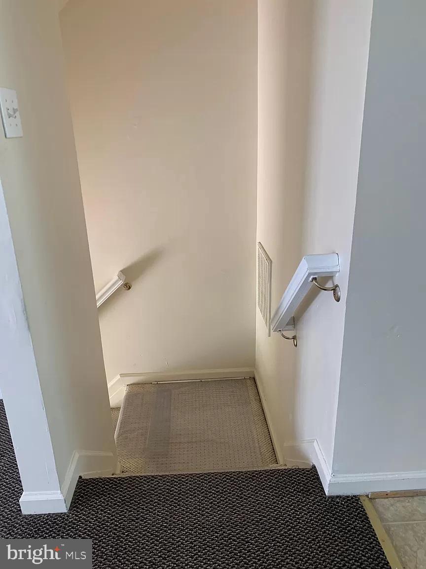 MILLS FARM - Residential Lease