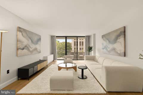 Photo of 3001 Veazey Terrace NW #709, WASHINGTON, DC 20008 (MLS # DCDC2267836)