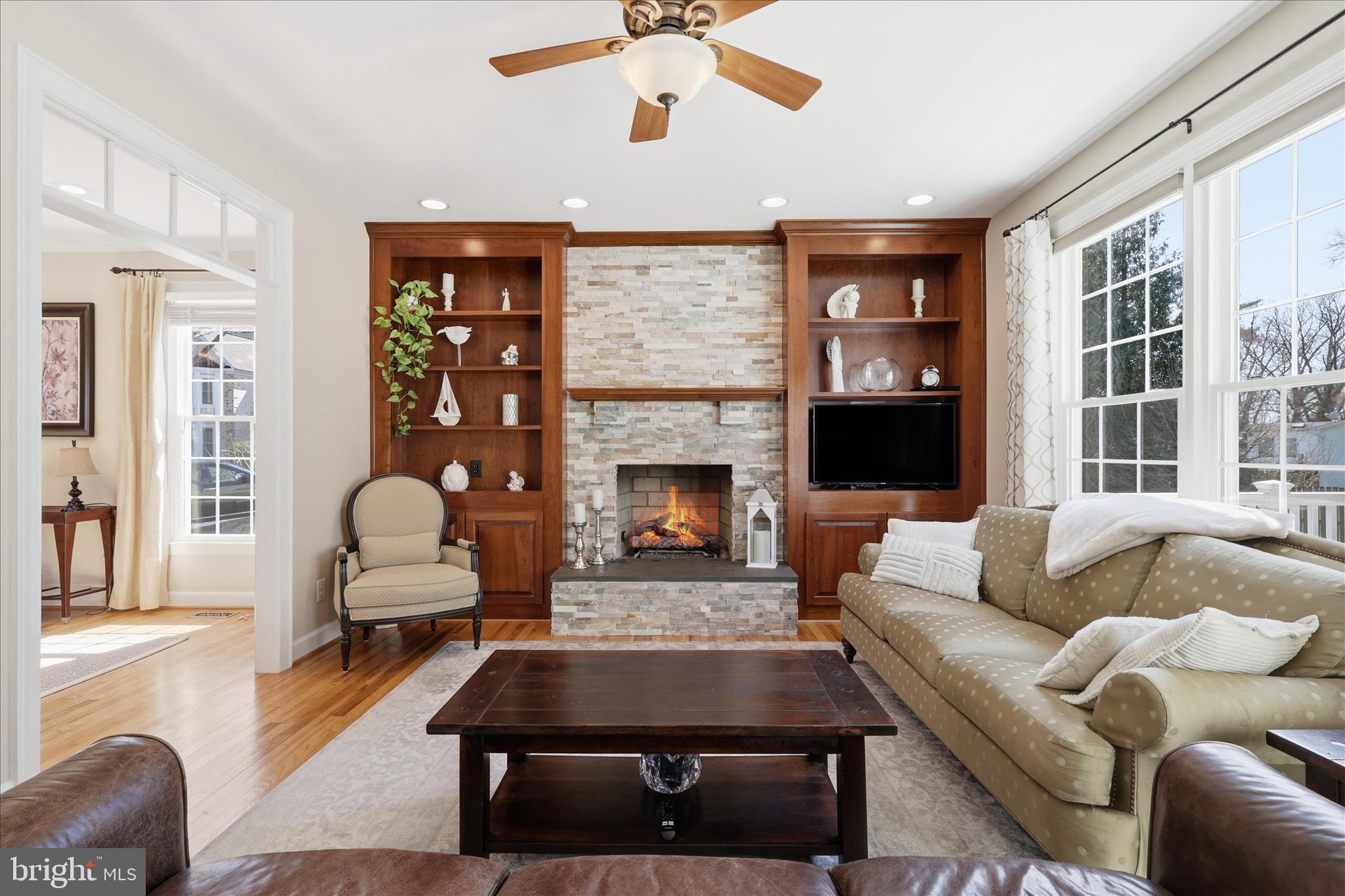 ESTATES AT ORCHARD COURT - Residential