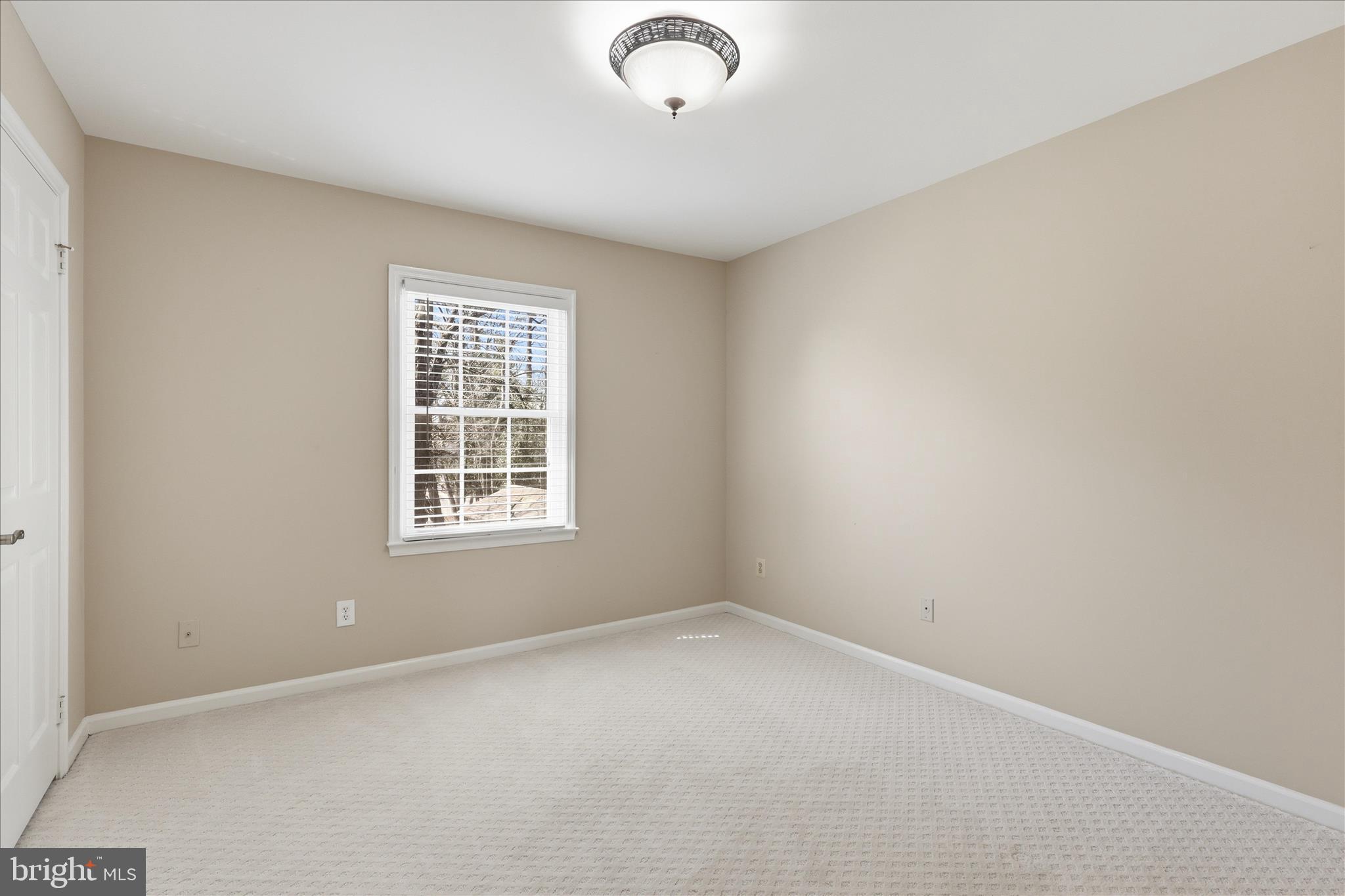 ESTATES AT ORCHARD COURT - Residential