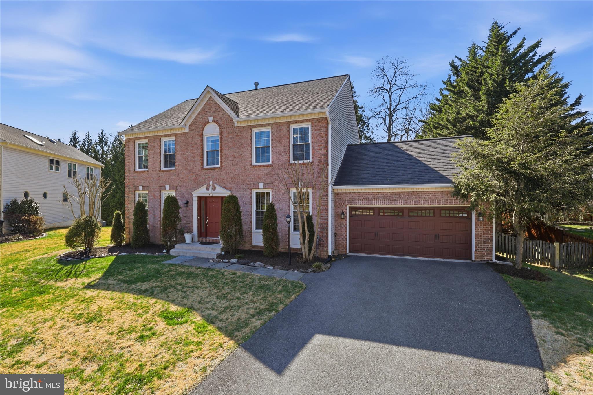 ESTATES AT ORCHARD COURT - Residential