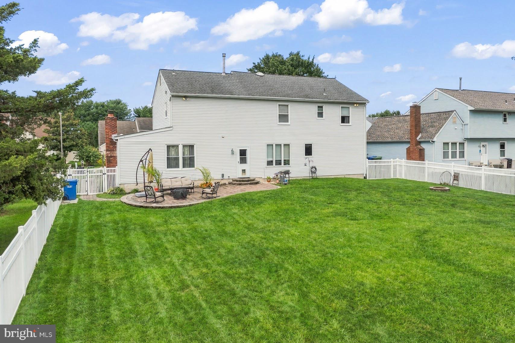 12 MCINTOSH ROAD