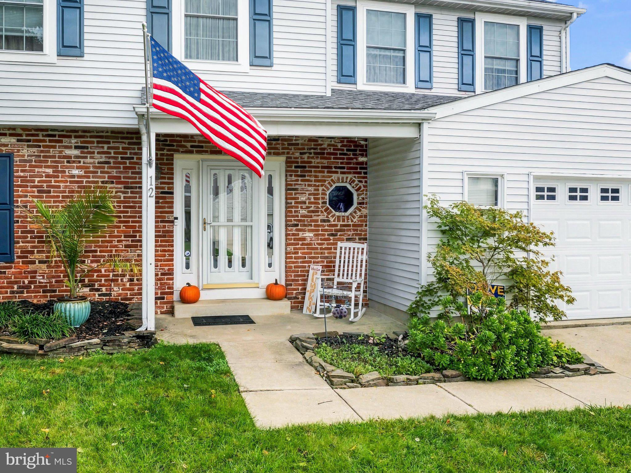12 MCINTOSH ROAD