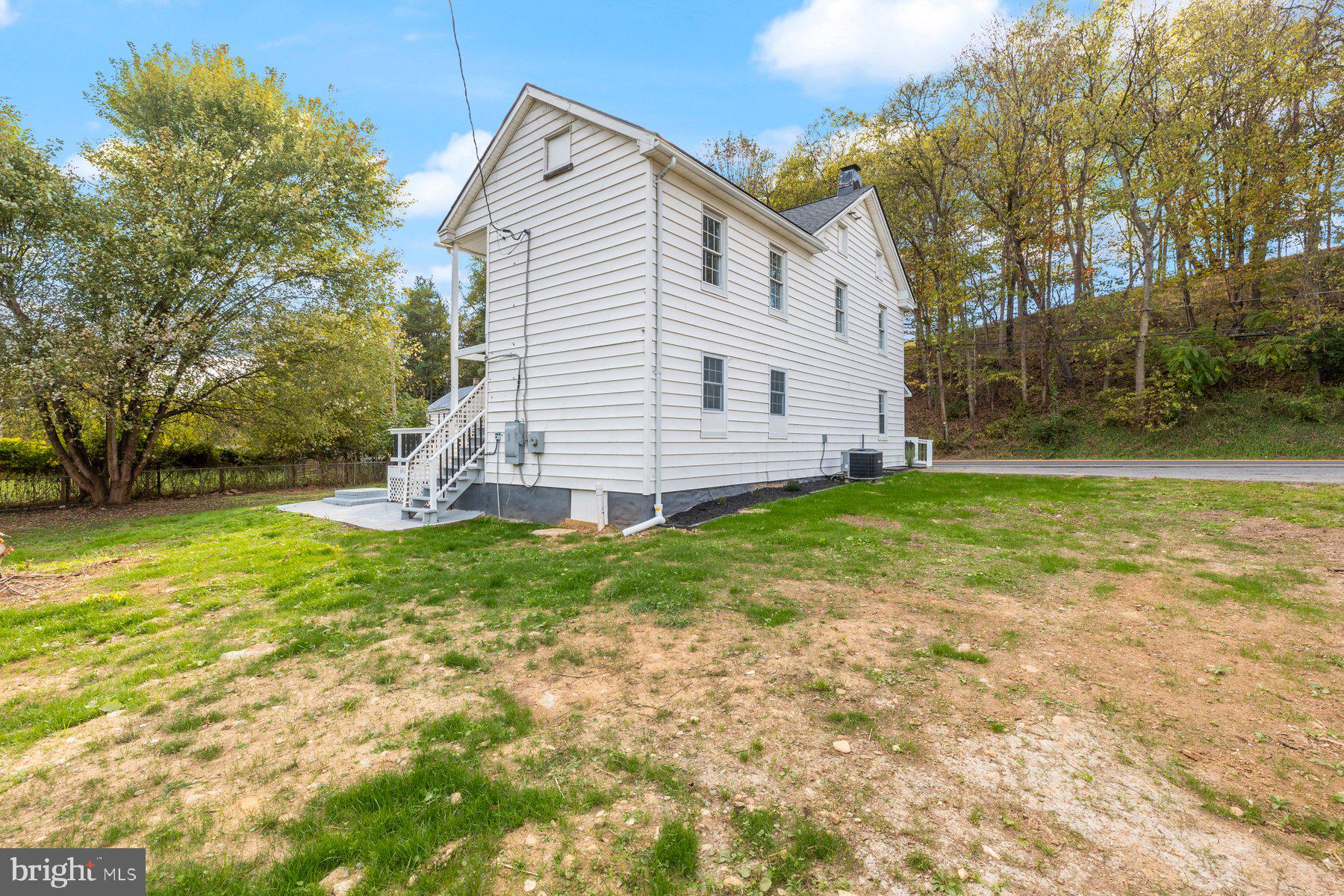 MIDDLETOWN - Residential