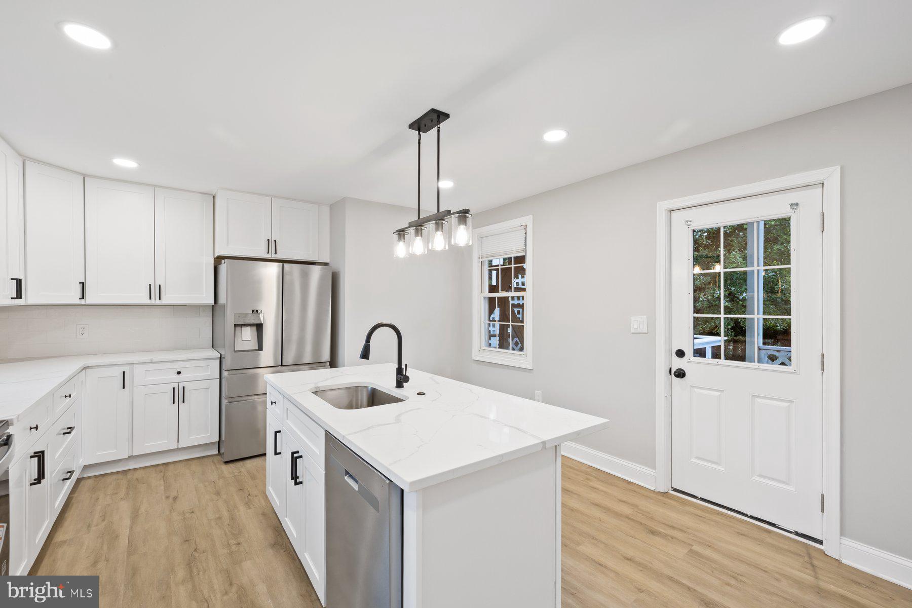 MIDDLETOWN - Residential