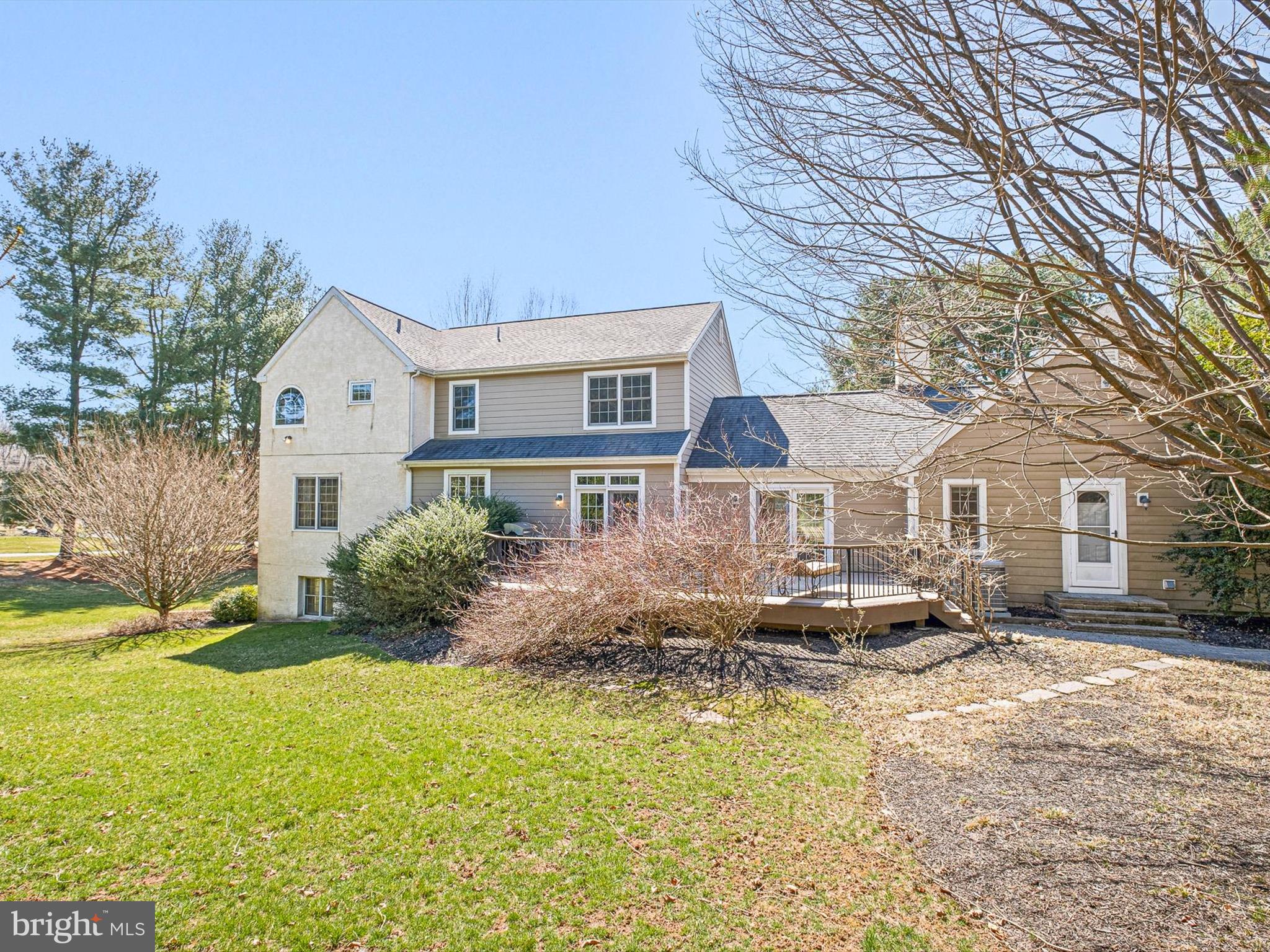 THE MOORS AT RADLEYR - Residential