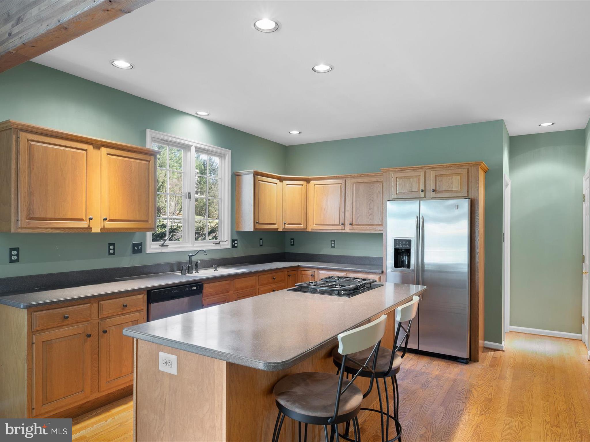 THE MOORS AT RADLEYR - Residential